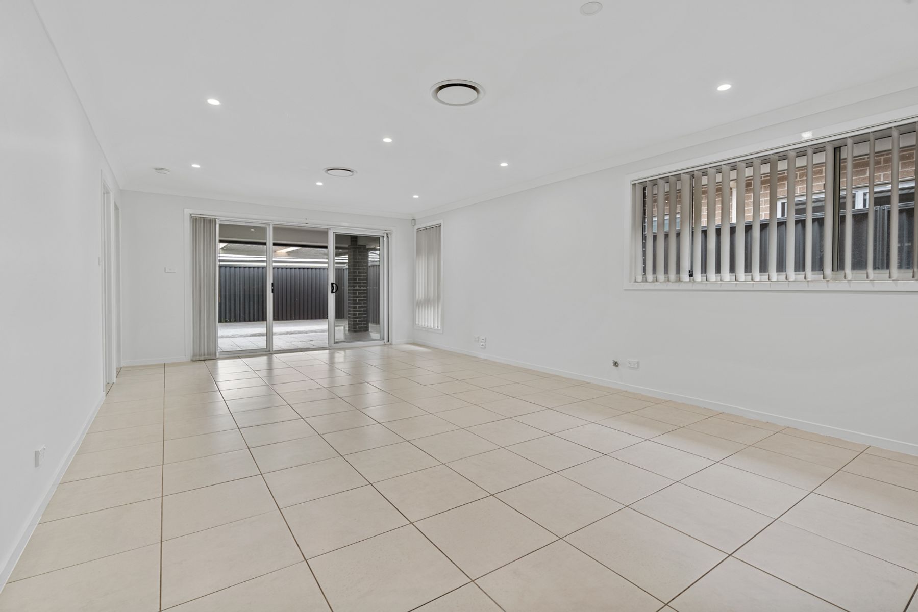 6 Dinant Road, Edmondson Park NSW 2174, Edmondson Park - Thumbnail 3