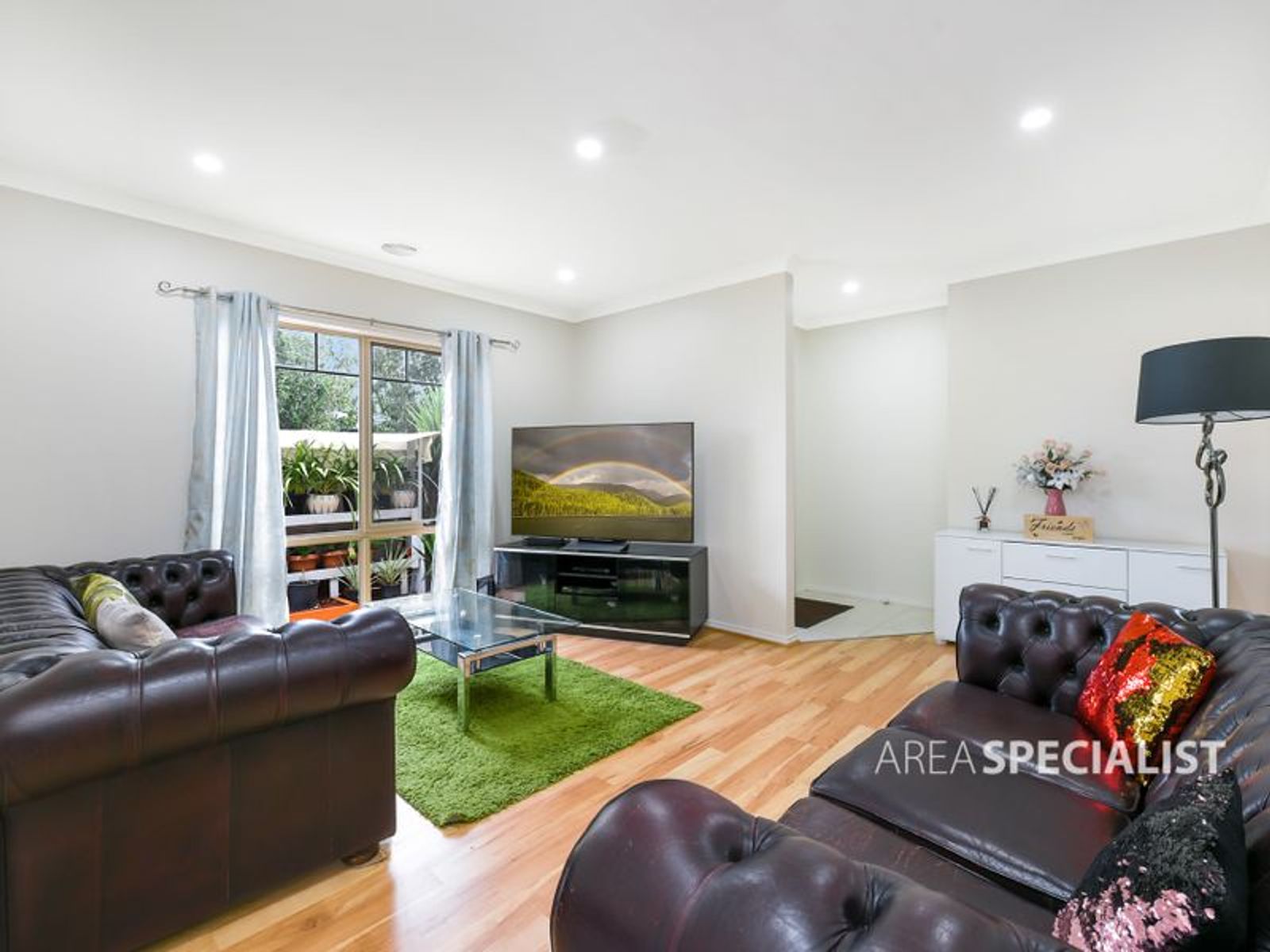 9 Malfoy Mews, Cranbourne West, VIC 3977, Cranbourne West - Thumbnail 2