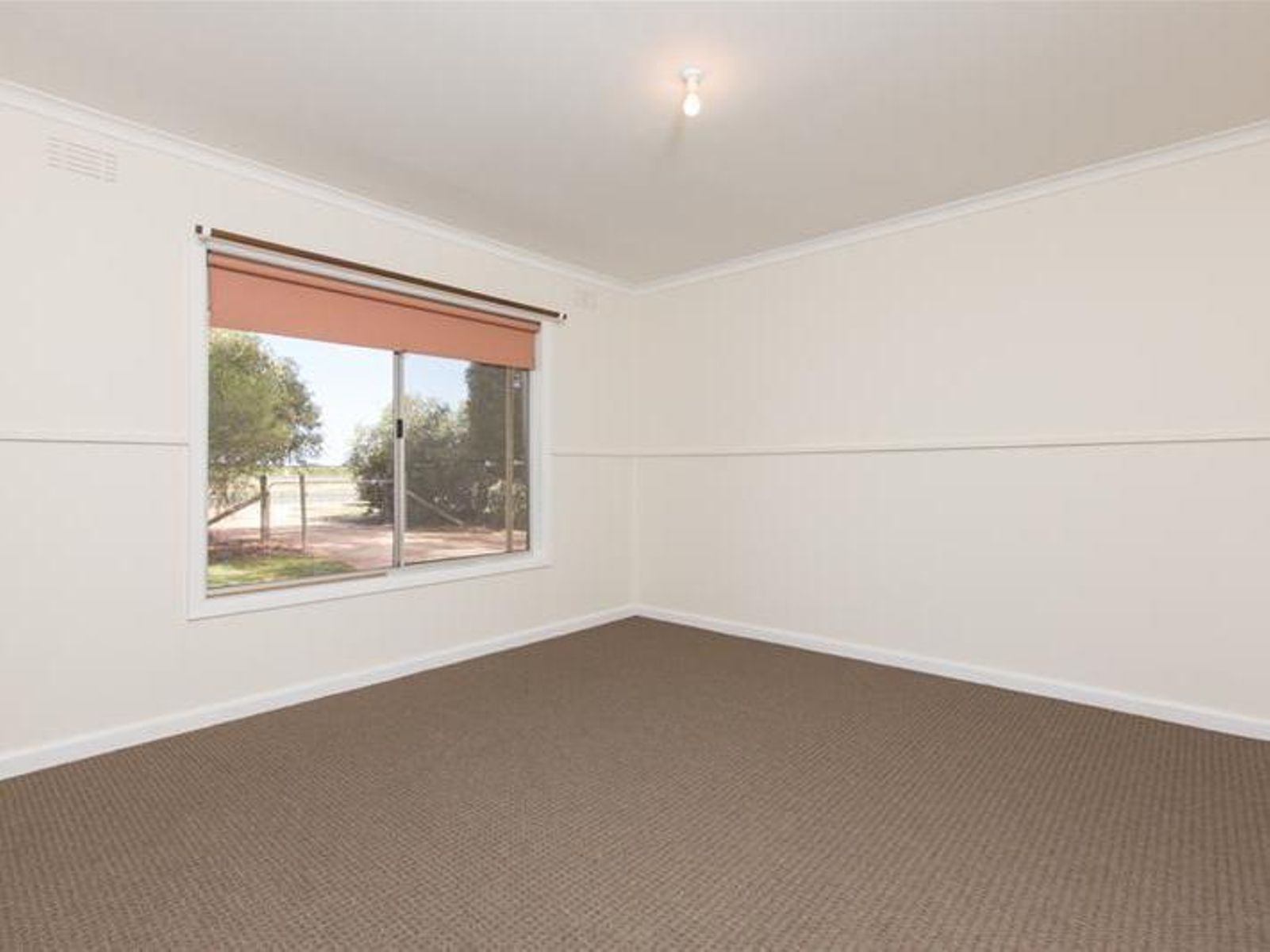 18 Mena Road, Birdwoodton - Thumbnail 6
