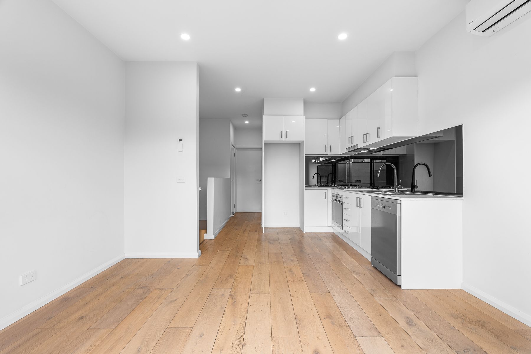 2/17 Bent Street, Bentleigh, VIC 3204, Bentleigh - Thumbnail 5