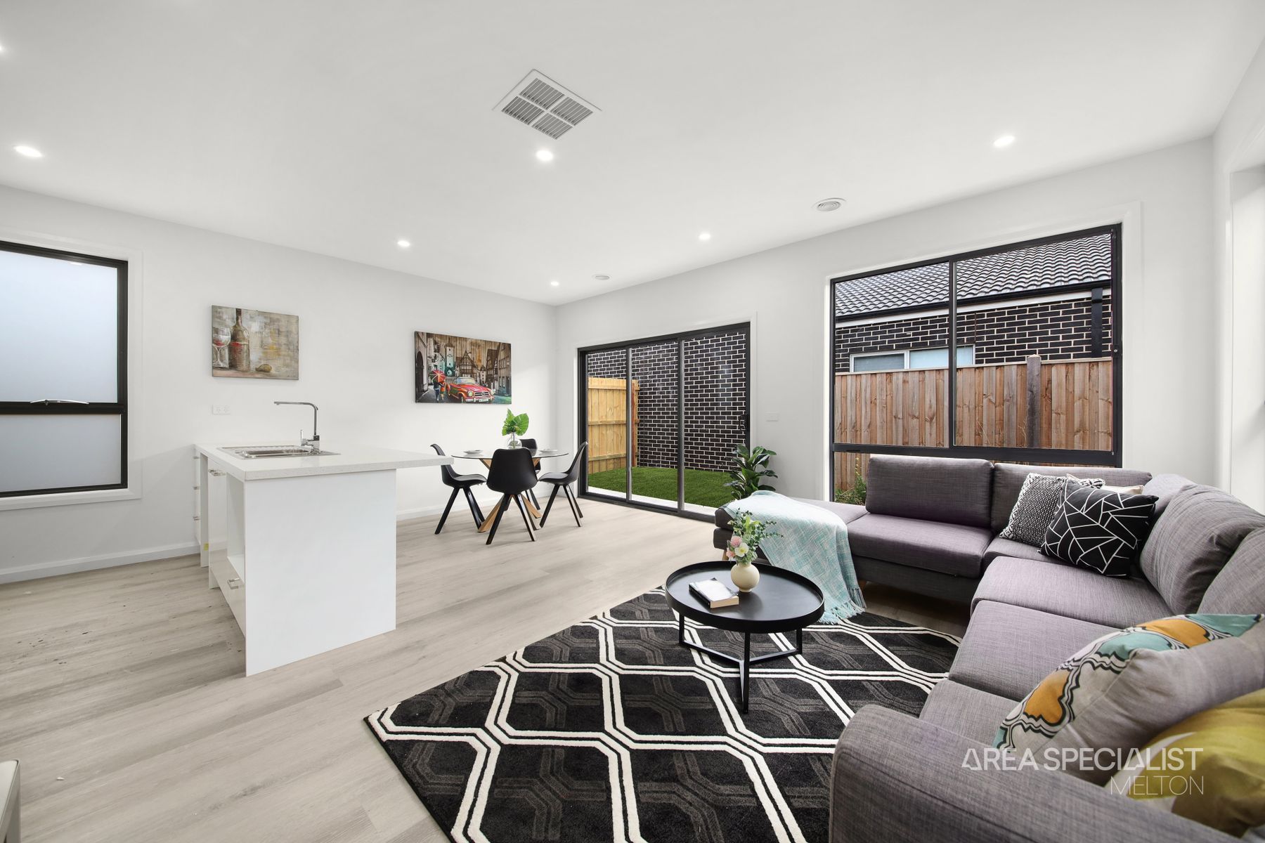 40 Huntingfield Street, Thornhill Park, VIC 3335, Thornhill Park - Thumbnail 8