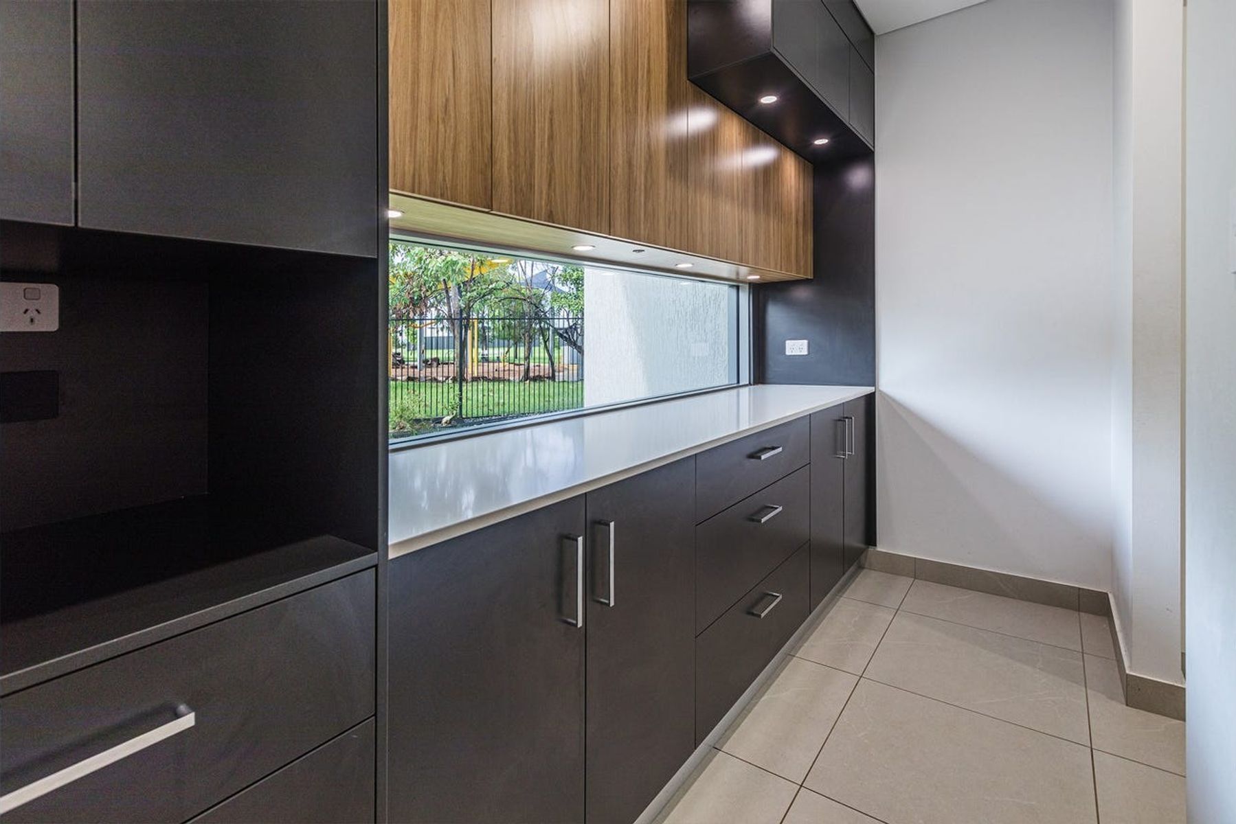 19 Whitegum Crescent, Zuccoli NT 0832, Zuccoli - Thumbnail 6
