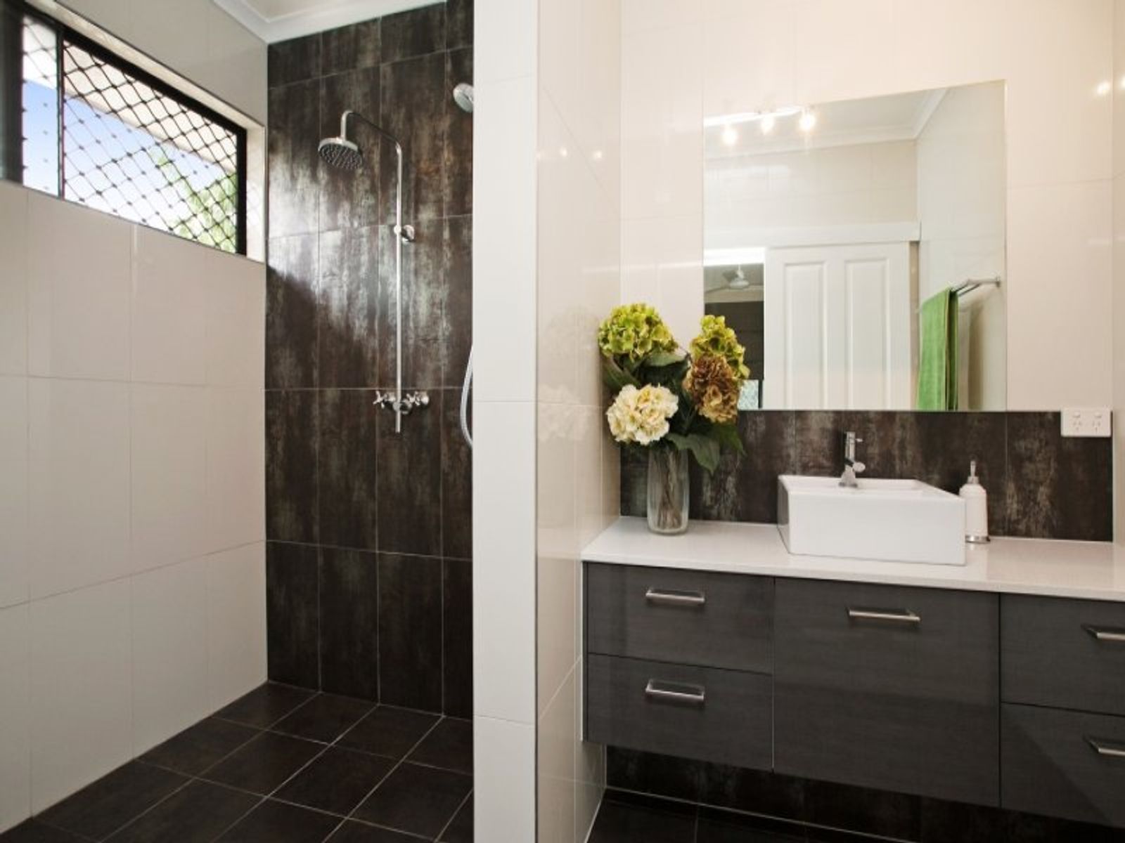 9 Goshawk Court, Leanyer NT 0812, Leanyer - Thumbnail 4