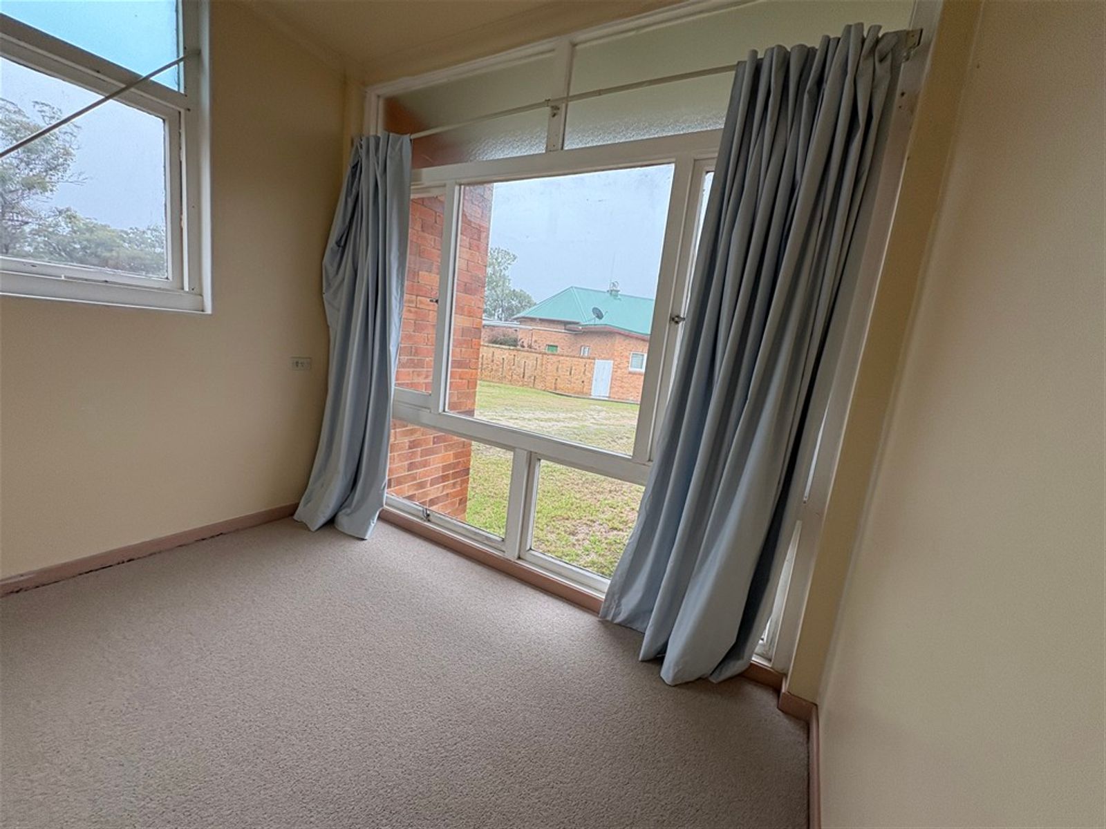 42 Glenlyon Street, Wallangarra QLD 4383, Wallangarra - Thumbnail 8
