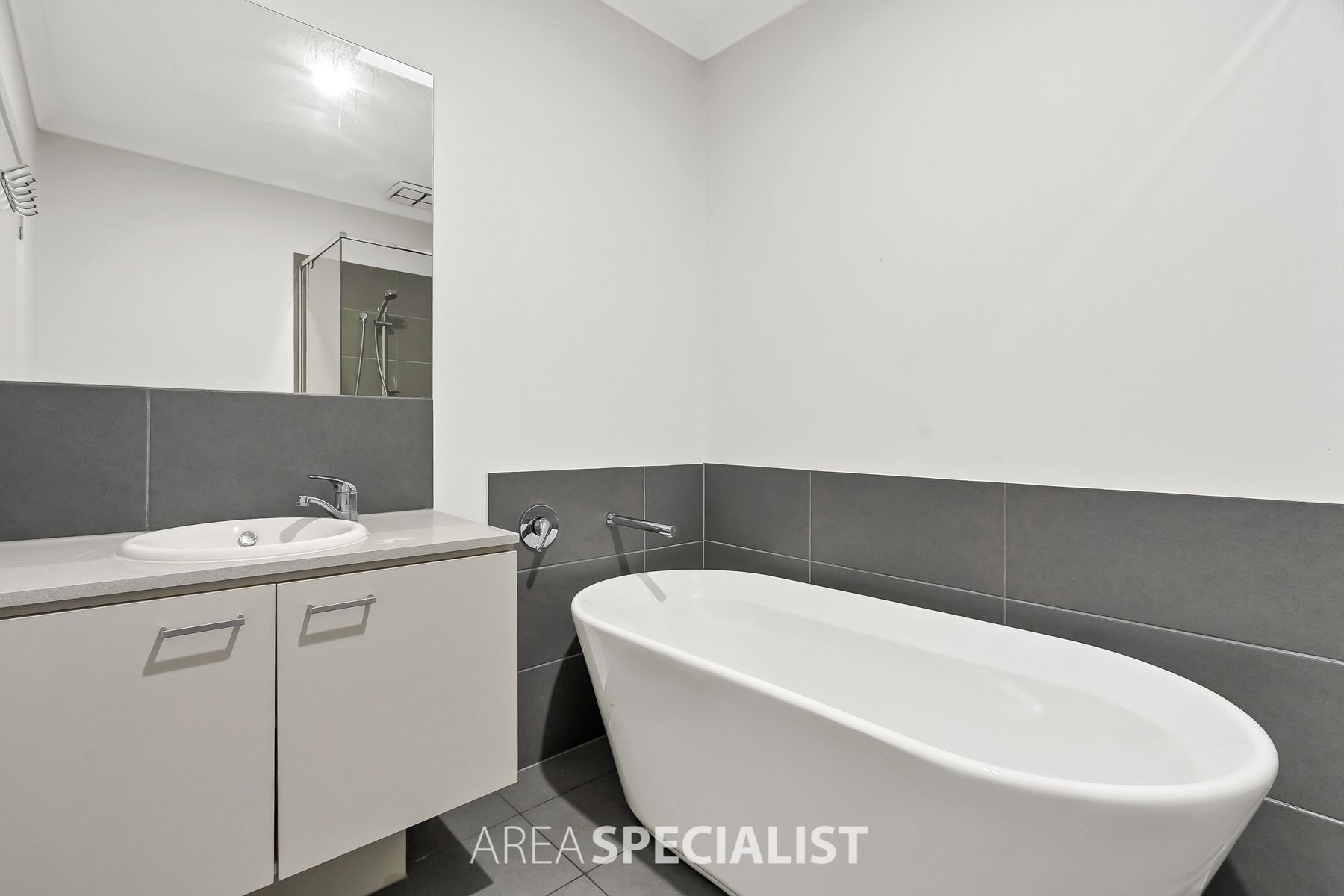 17 Alphey Road, Clyde North, VIC 3978, Clyde North - Thumbnail 7