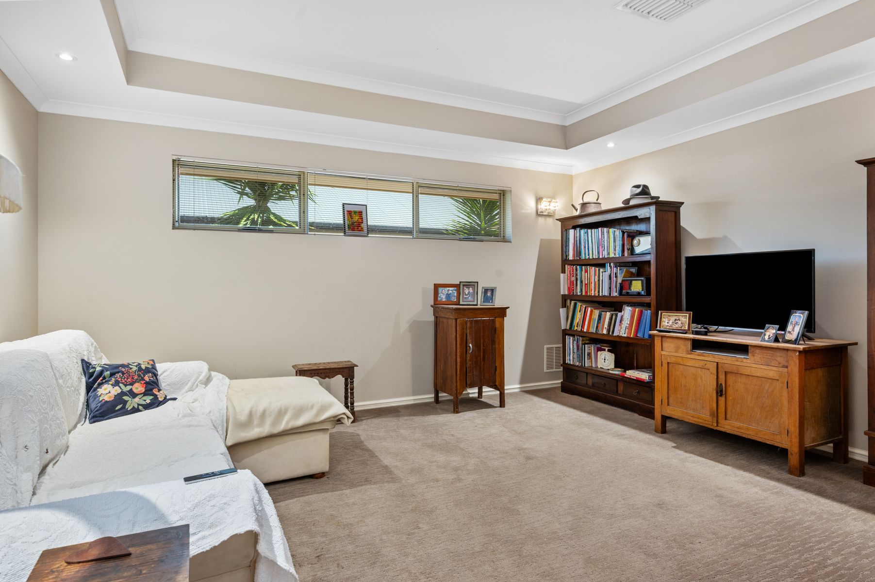 6 PIRA AVENUE, Karlkurla WA 6430, Karlkurla - Thumbnail 2