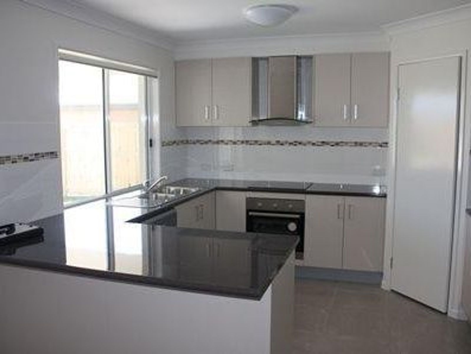 20 Patricia Circuit, Mirani QLD 4754, Mirani - Thumbnail 4
