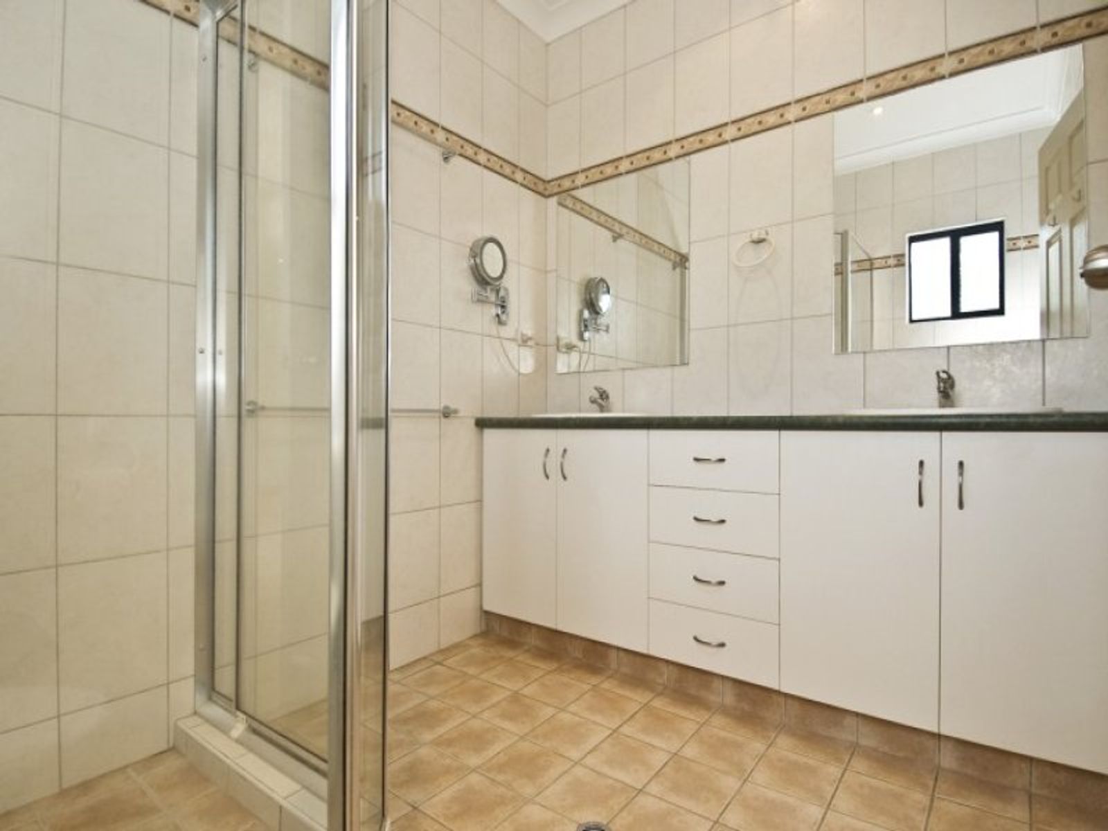 2/7 Latrobe Street, Bayview NT 0820, Bayview - Thumbnail 2