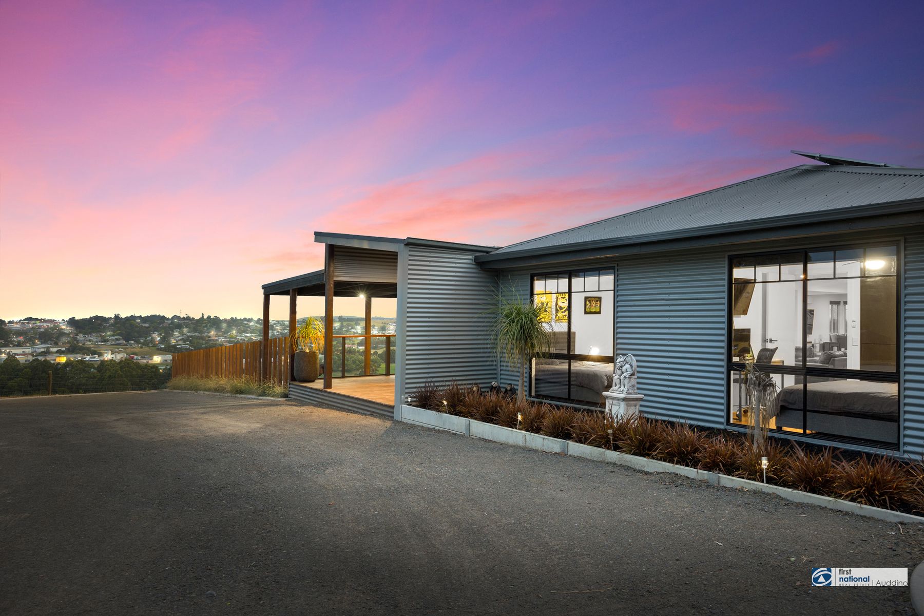 068 Open2view ID730826 South Gippsland Highway