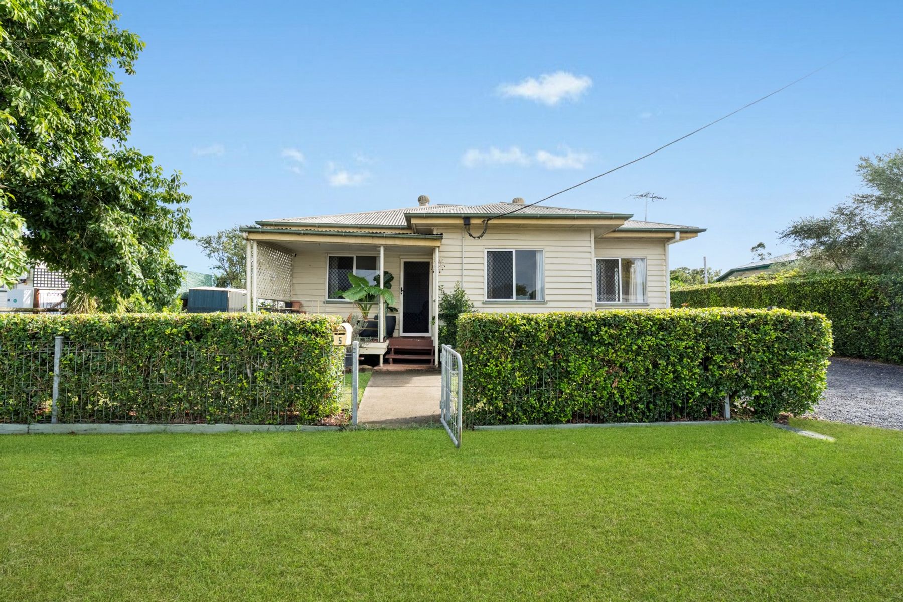 5 Walloon Road, Rosewood QLD 4340