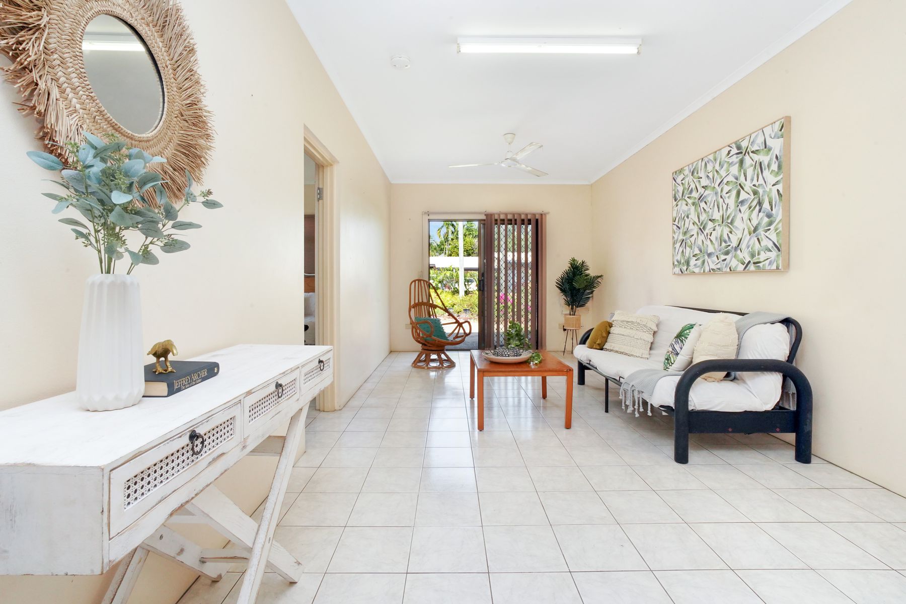 14 Bloodwood Circuit, Karama NT 0812, Karama - Thumbnail 2
