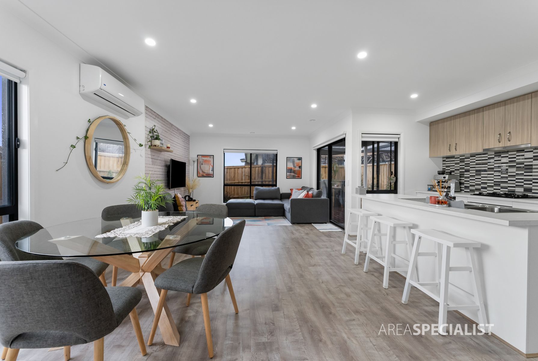 52 Trafford Drive, Truganina, VIC 3029, Truganina - Thumbnail 4