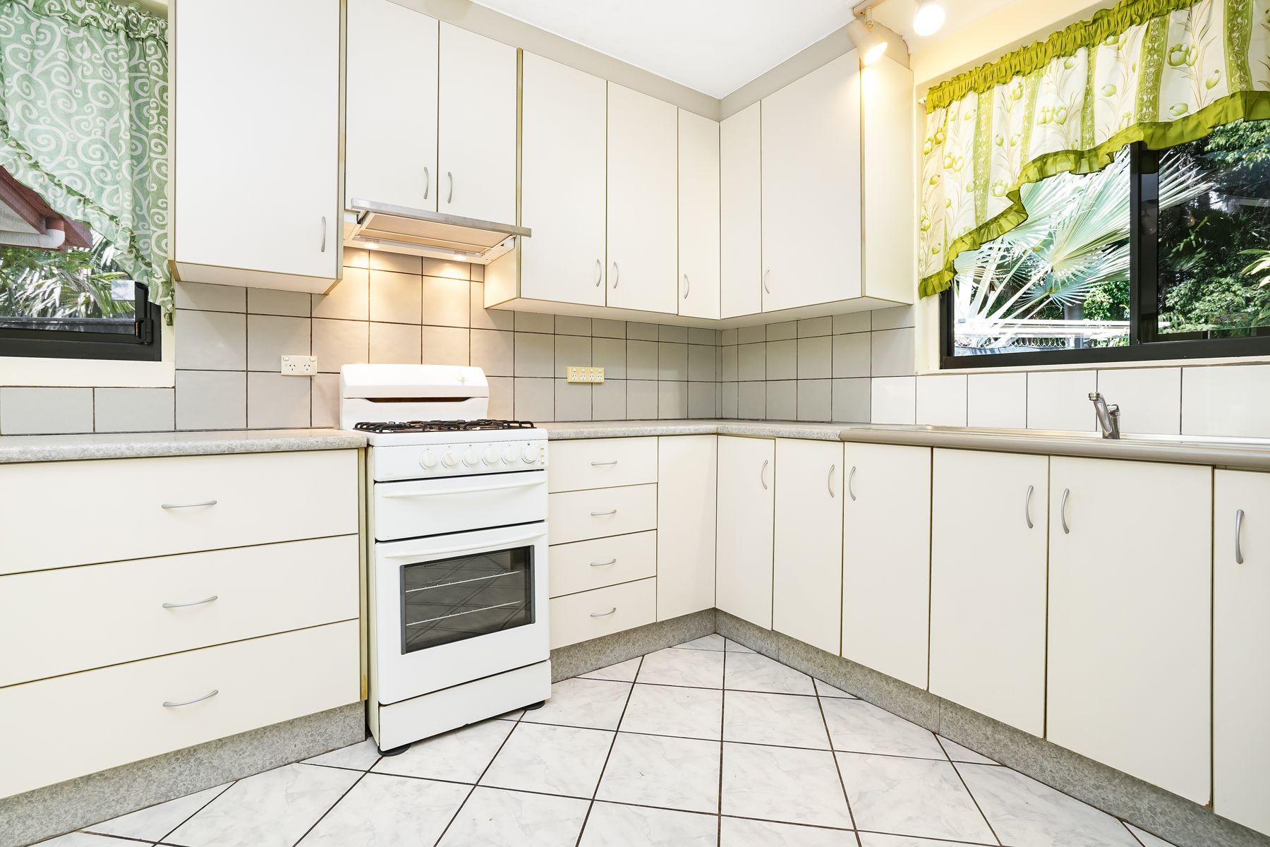 11 Ambon Street, Wagaman NT 0810, Wagaman - Thumbnail 6