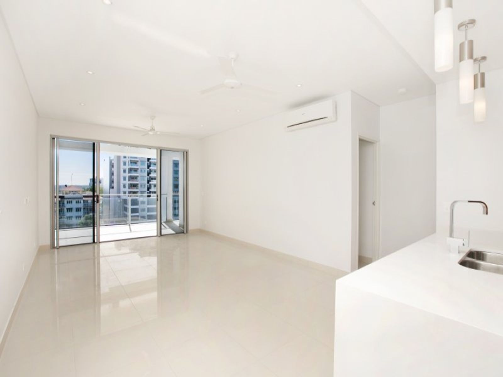 307/39 Cavenagh Street, Darwin City NT 0800, Darwin City - Thumbnail 3