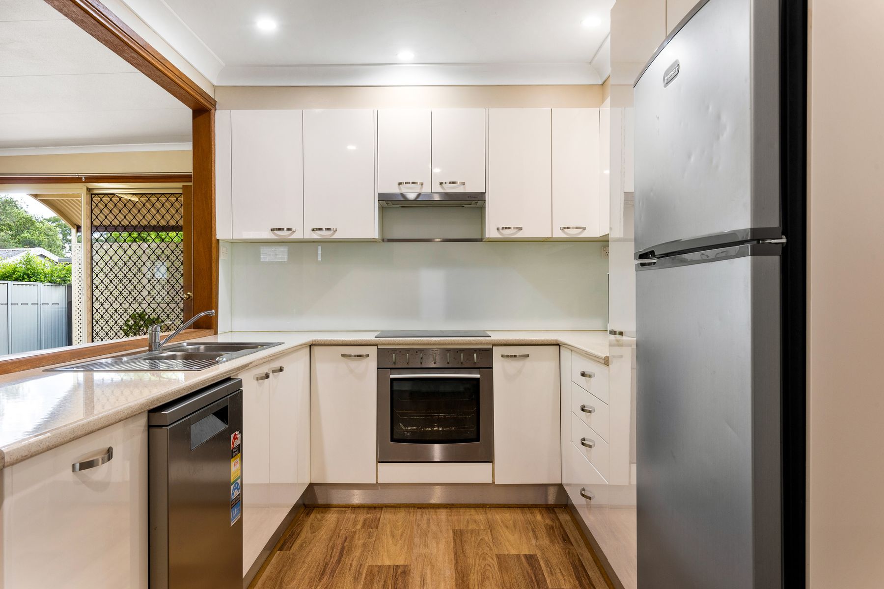 8 Narooma Avenue, South Penrith NSW 2750, South Penrith - Thumbnail 2