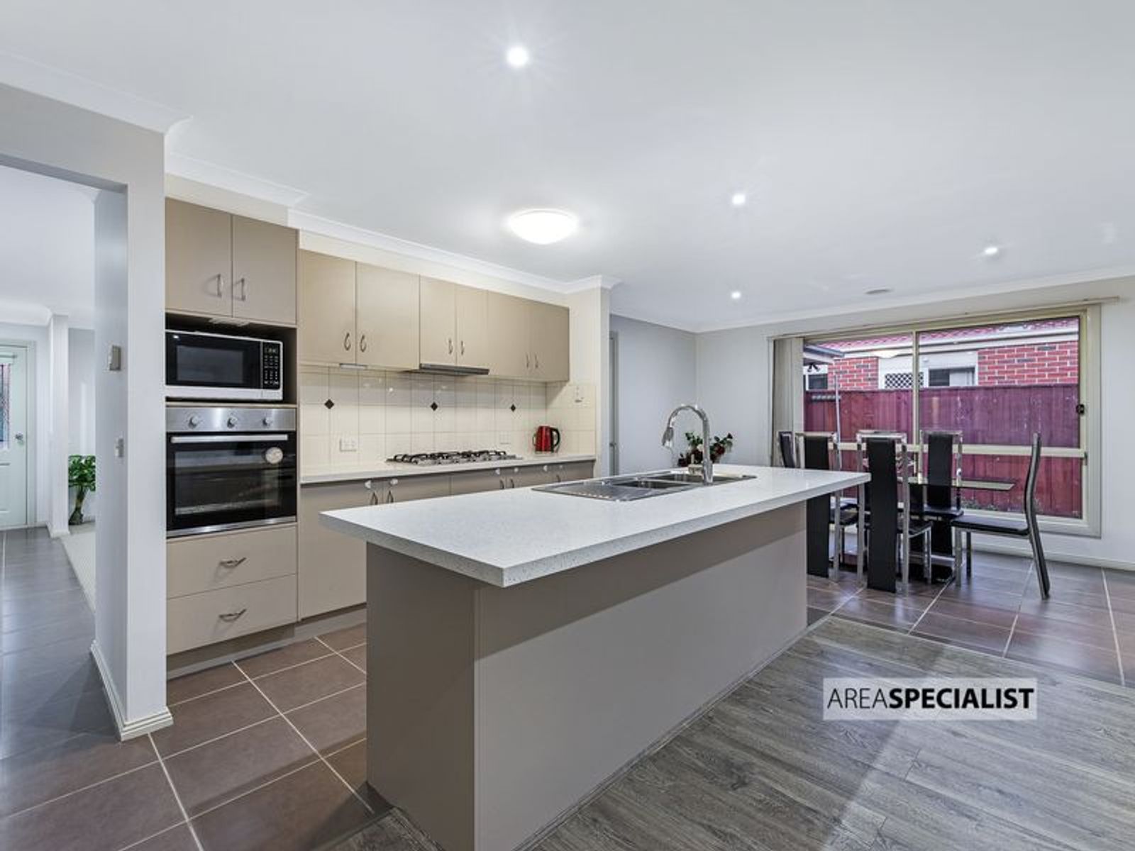 26 BORONIA AVENUE, Cranbourne, VIC 3977, Cranbourne - Thumbnail 4