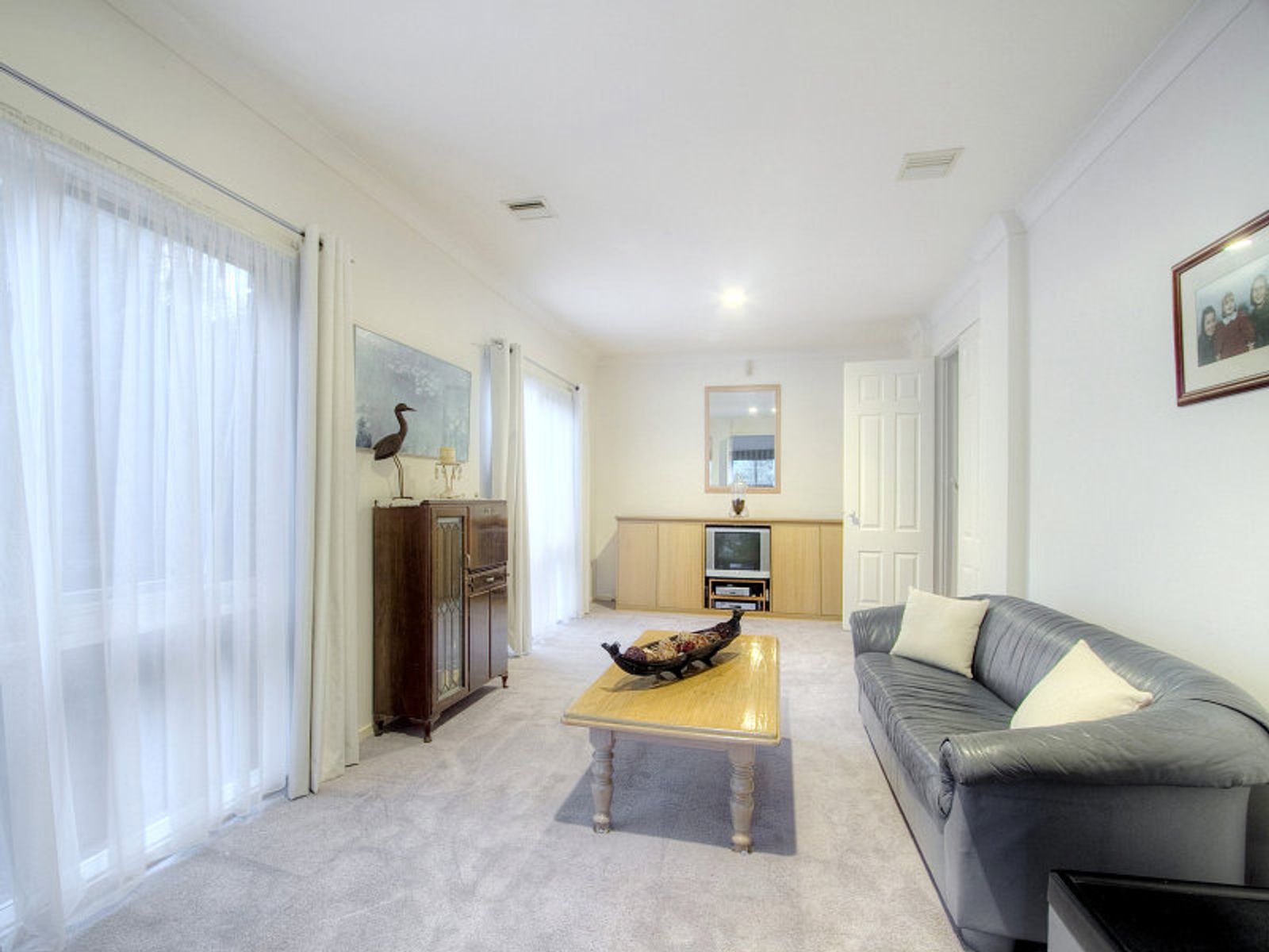 11 Cunningham Close, Aspendale Gardens, VIC 3195, Aspendale Gardens - Thumbnail 2