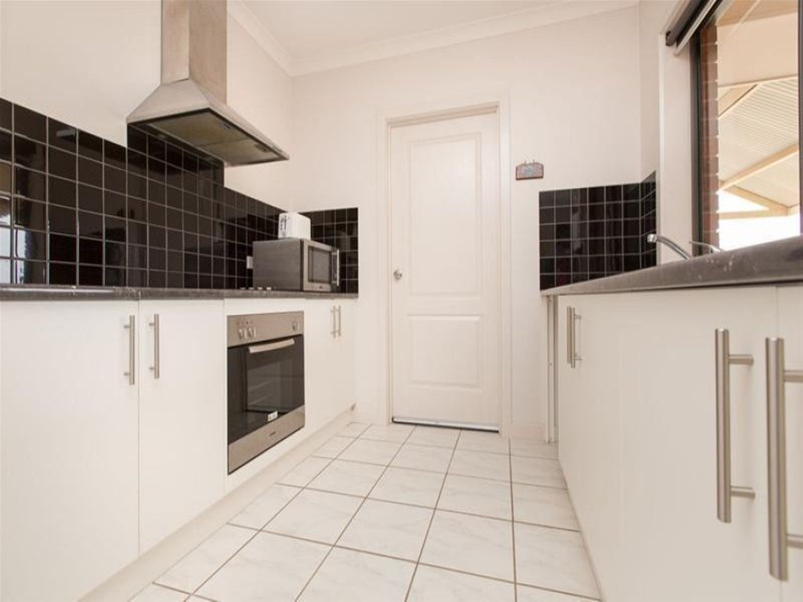 6 Tayla Court, Euston - Thumbnail 3