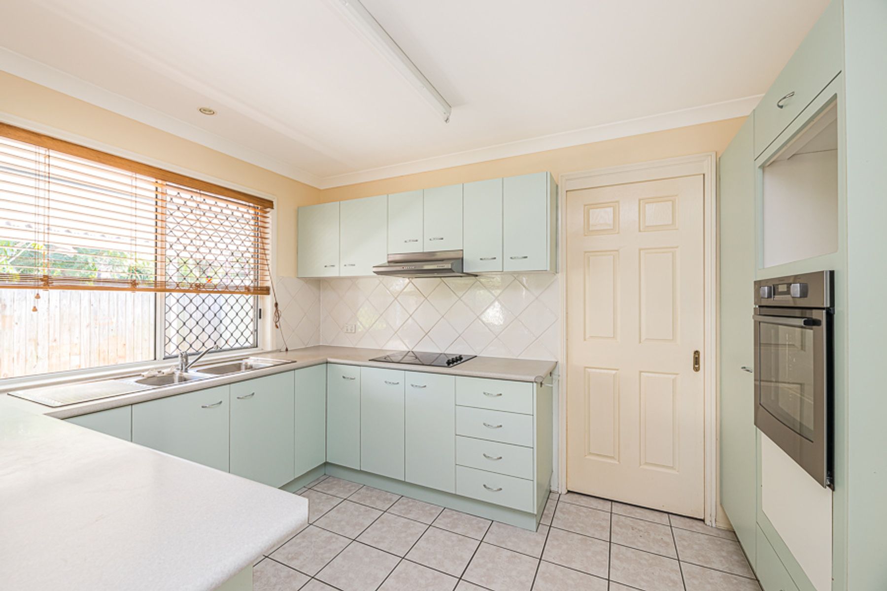 2/22 Fifth Avenue, Bongaree QLD 4507, Bongaree - Thumbnail 4