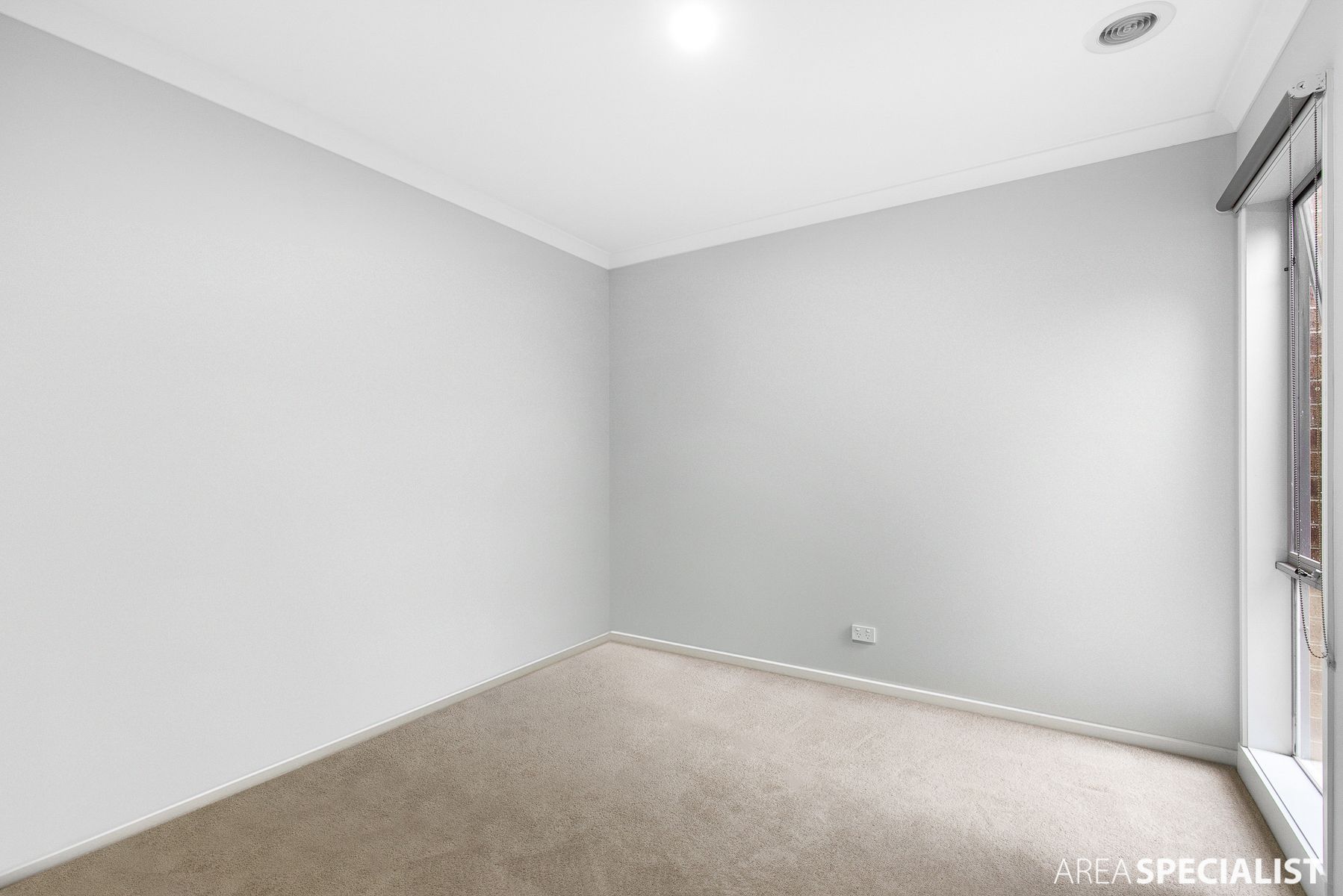 27 Abbeygate Drive, Werribee, VIC 3030, Werribee - Thumbnail 4