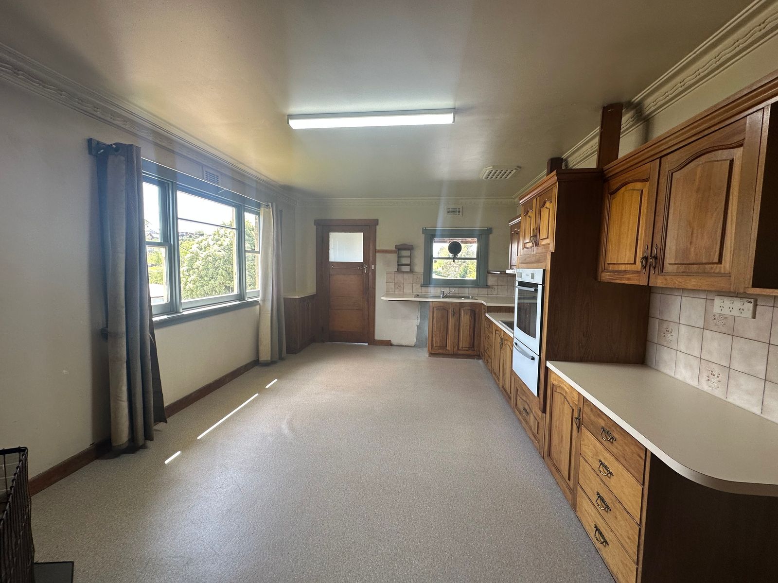 19 West Barrack Street, Deloraine TAS 7304, Deloraine - Thumbnail 8