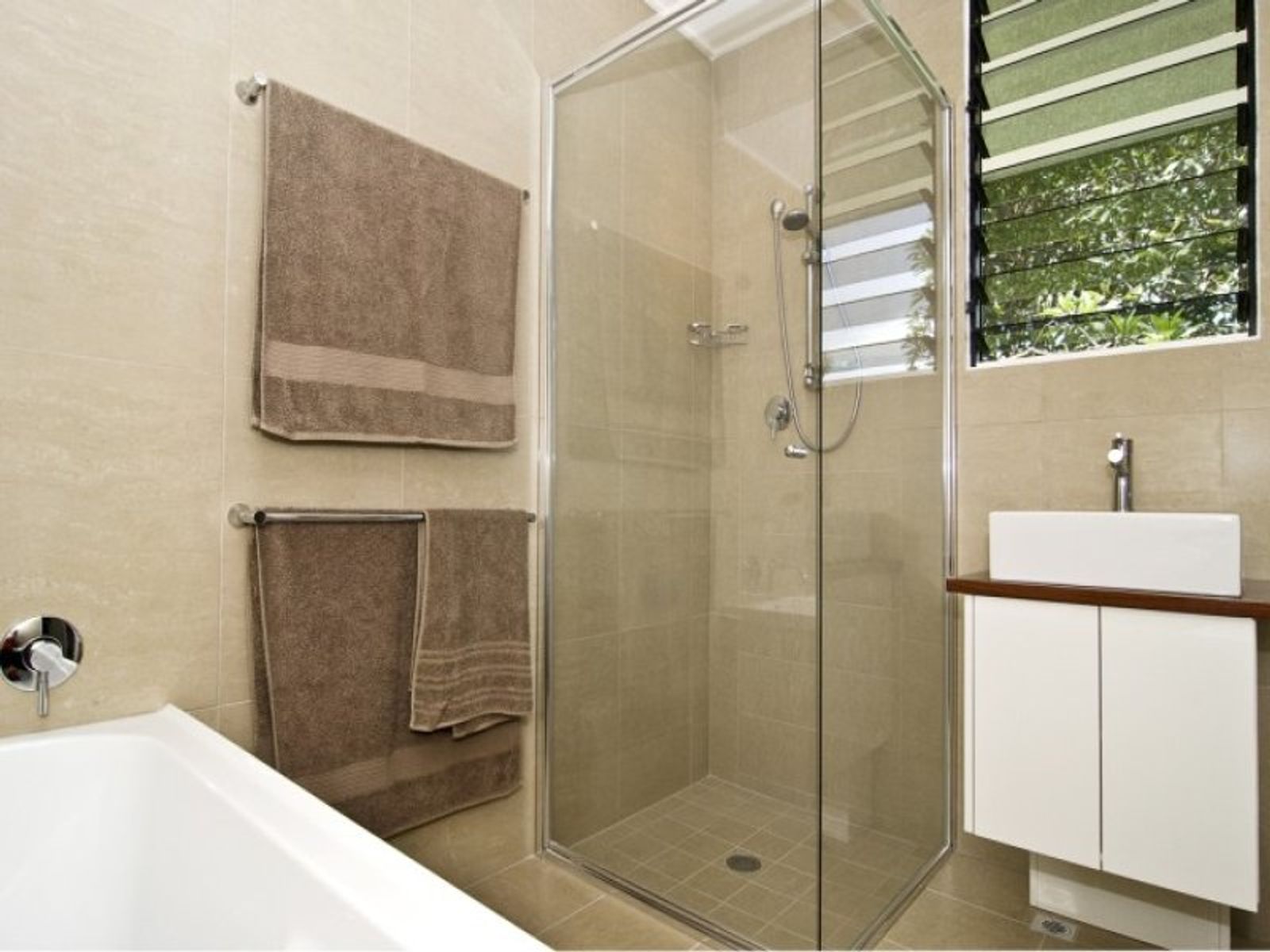6 Brogan Street, Fannie Bay NT 0820, Fannie Bay - Thumbnail 2