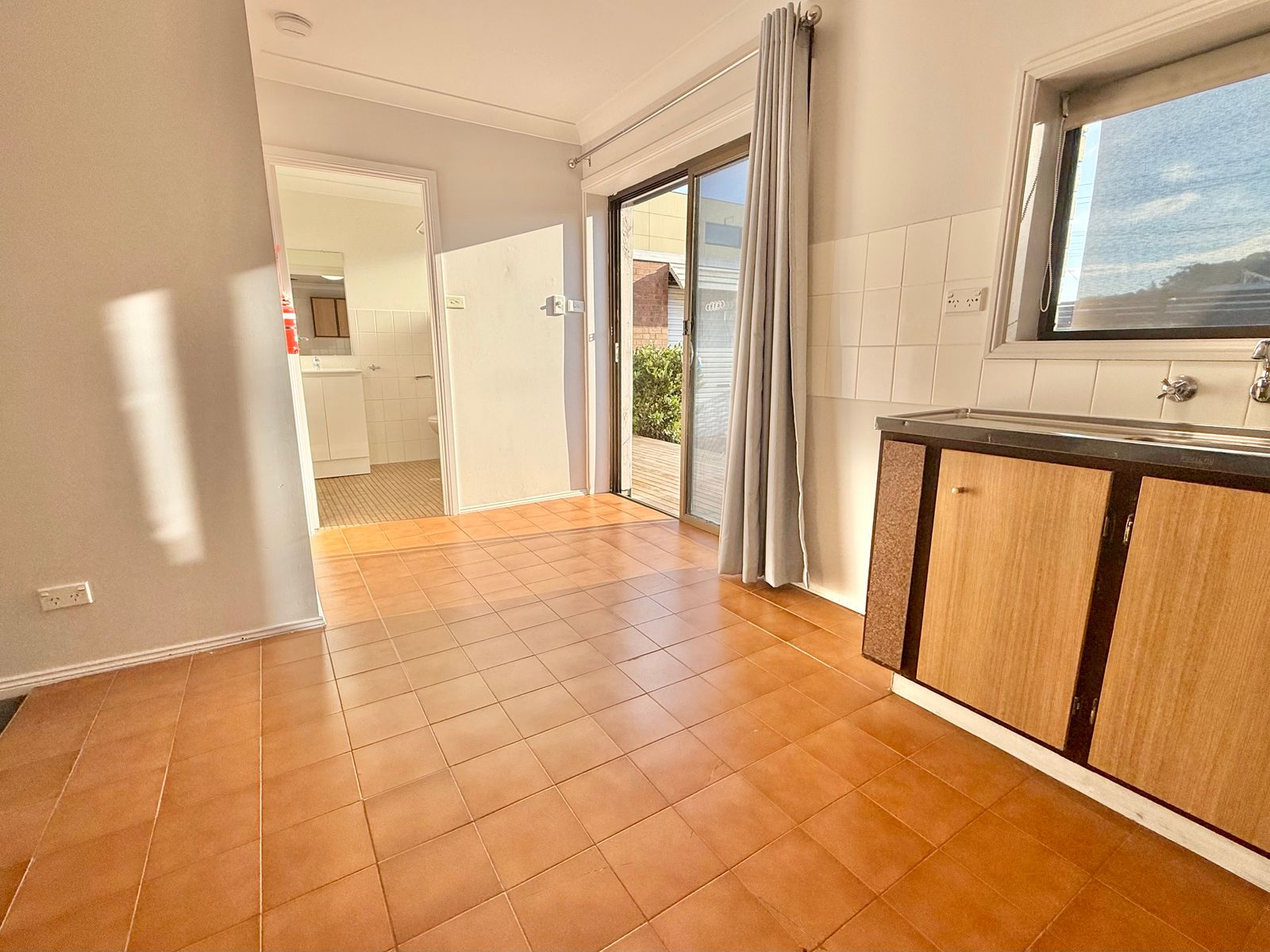 3/45 West Street, Wollongong NSW 2500, Wollongong - Thumbnail 3