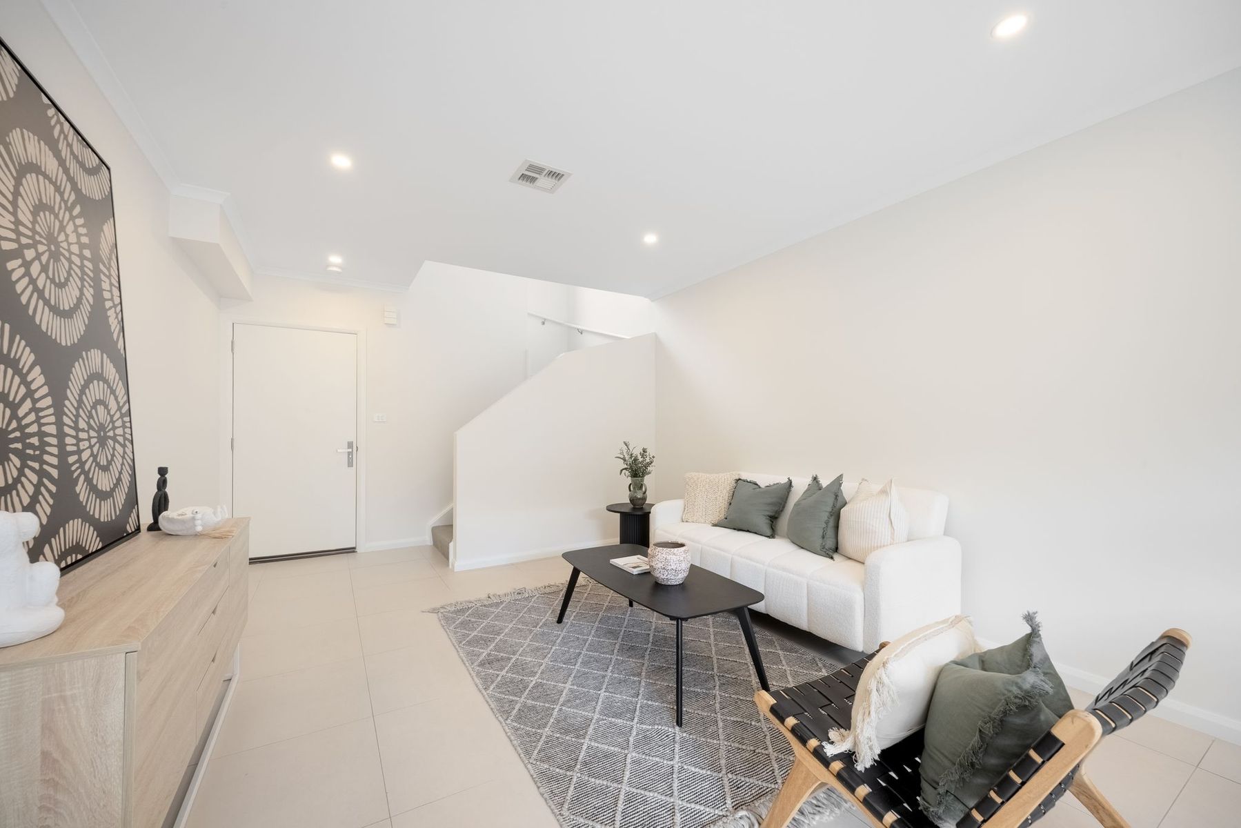 2/74 Uriarra Road, Queanbeyan - Thumbnail 4