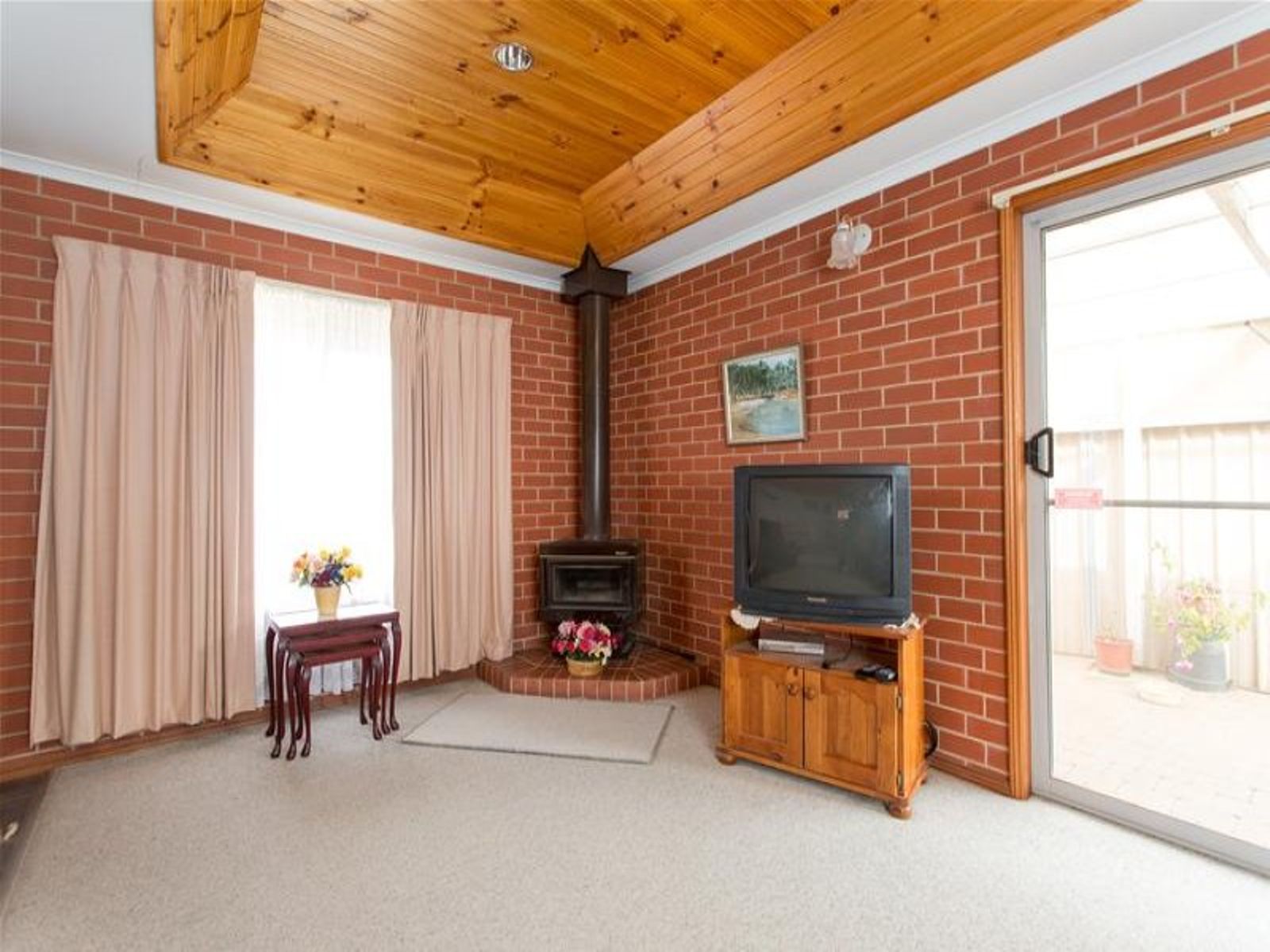 238 Twelfth Street, Mildura - Thumbnail 2