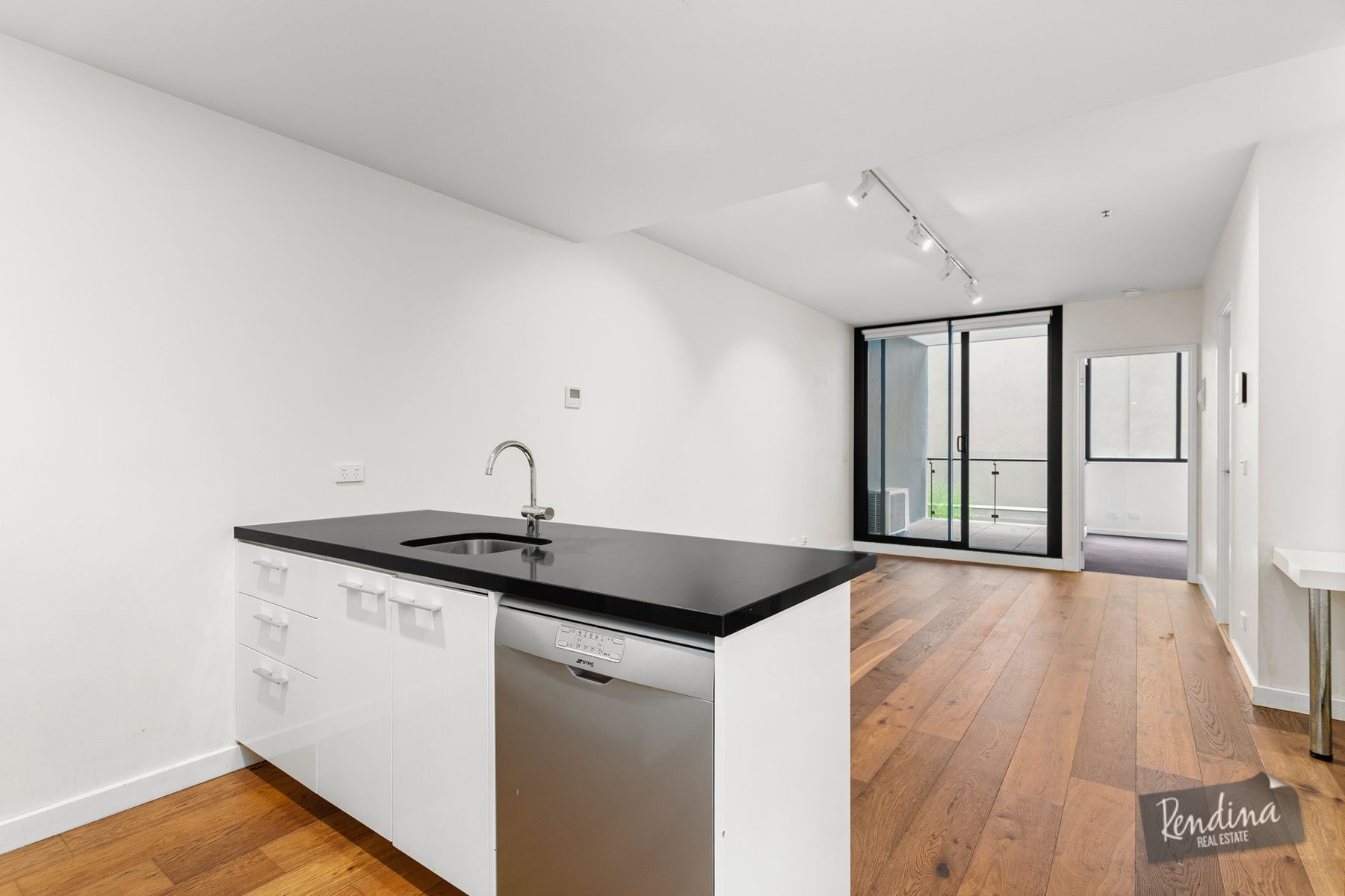 126/2 Gillies Street, Essendon North - Thumbnail 3