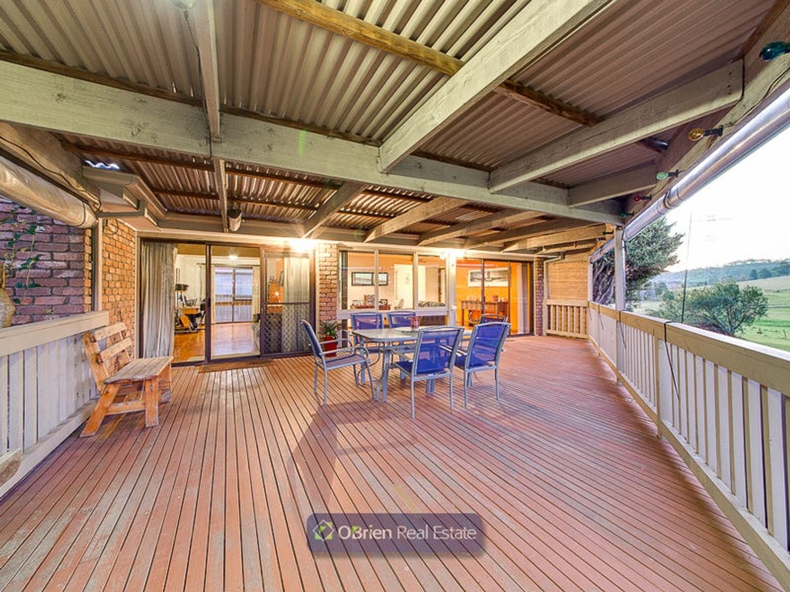 8 Redleap Court, Endeavour Hills, VIC 3802, Endeavour Hills - Thumbnail 7