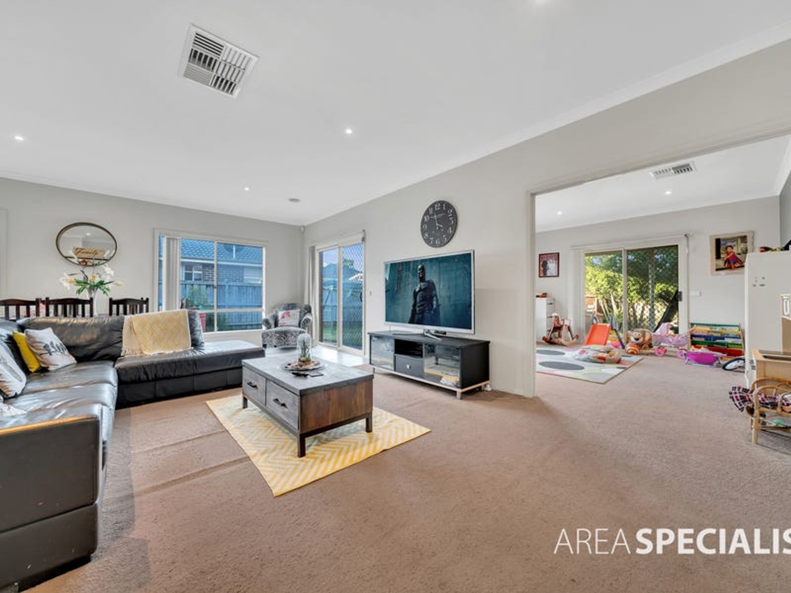 12 Ned Street, Cranbourne East, VIC 3977, Cranbourne East - Thumbnail 5