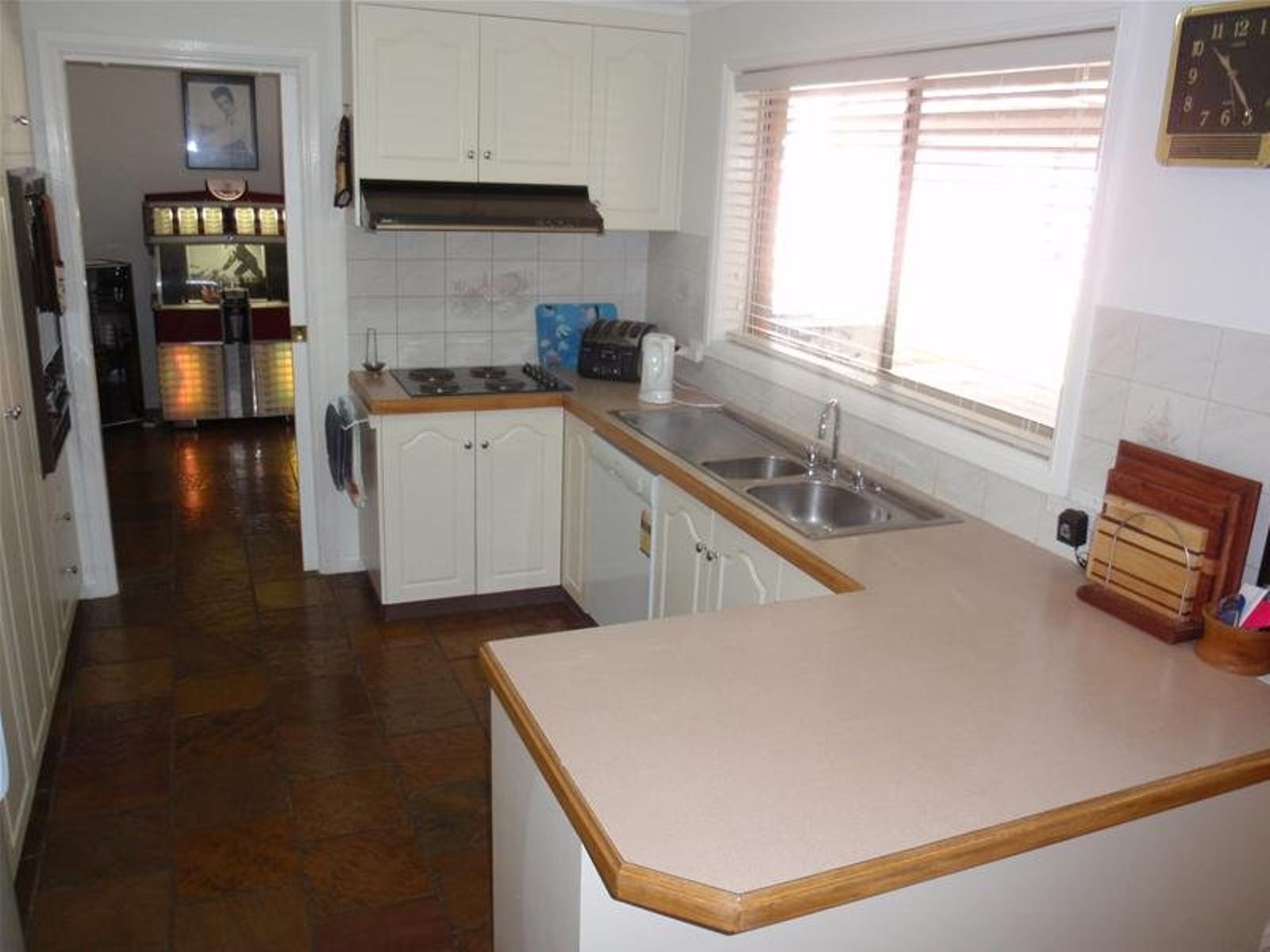 41 Riverside  Avenue, Mildura - Thumbnail 2
