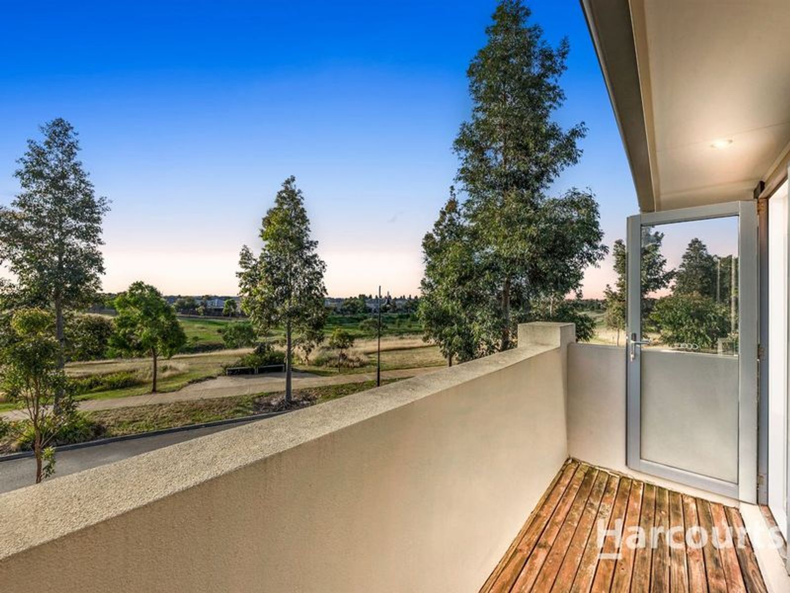 13 Otago Loop, Caroline Springs, VIC 3023, Caroline Springs - Thumbnail 2