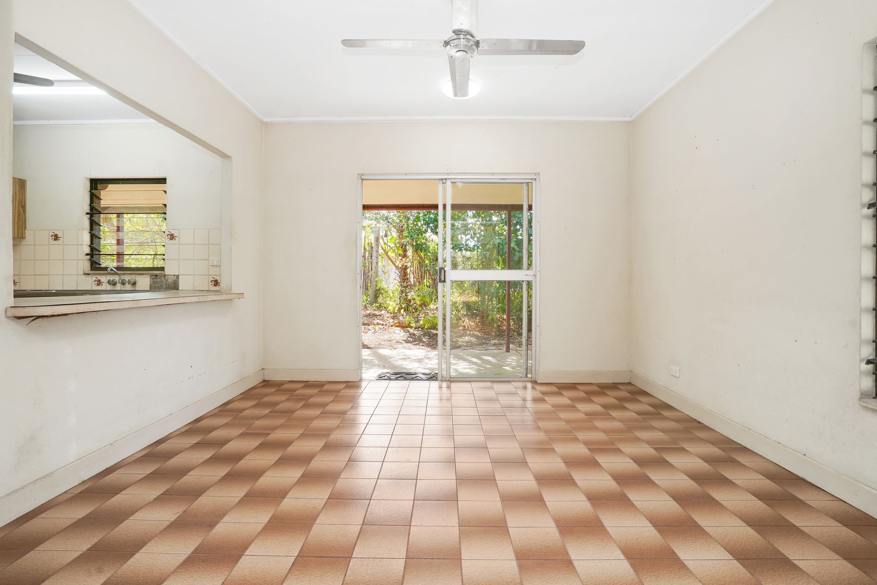 12 Caledonian Street, Anula NT 0812, Anula - Thumbnail 7