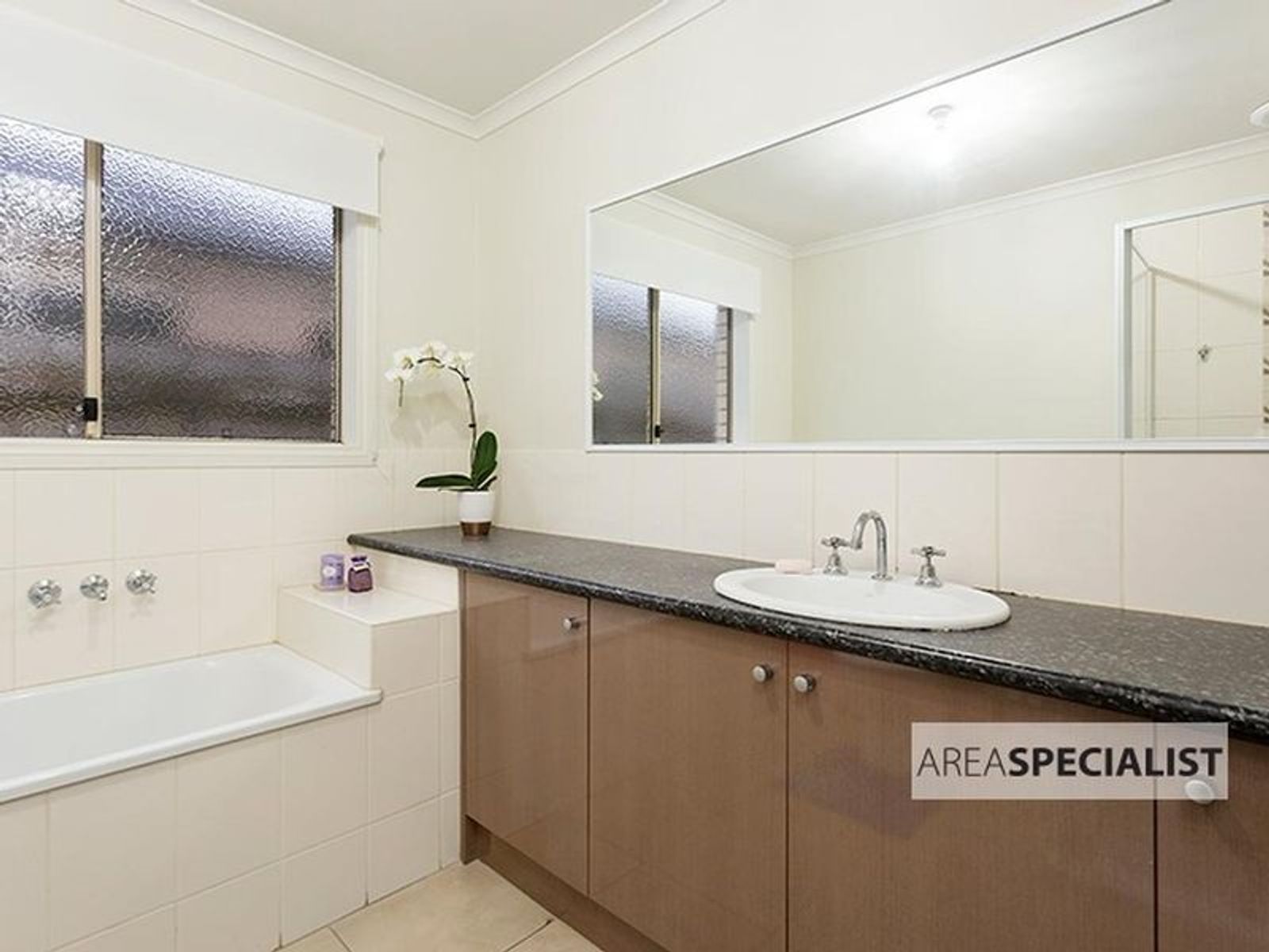 13/220, Cranbourne - Thumbnail 7