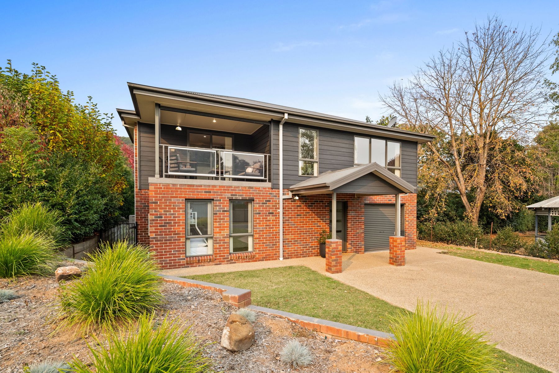 4 Blue Hills Rise, Bright VIC 3741, Bright - Thumbnail 2
