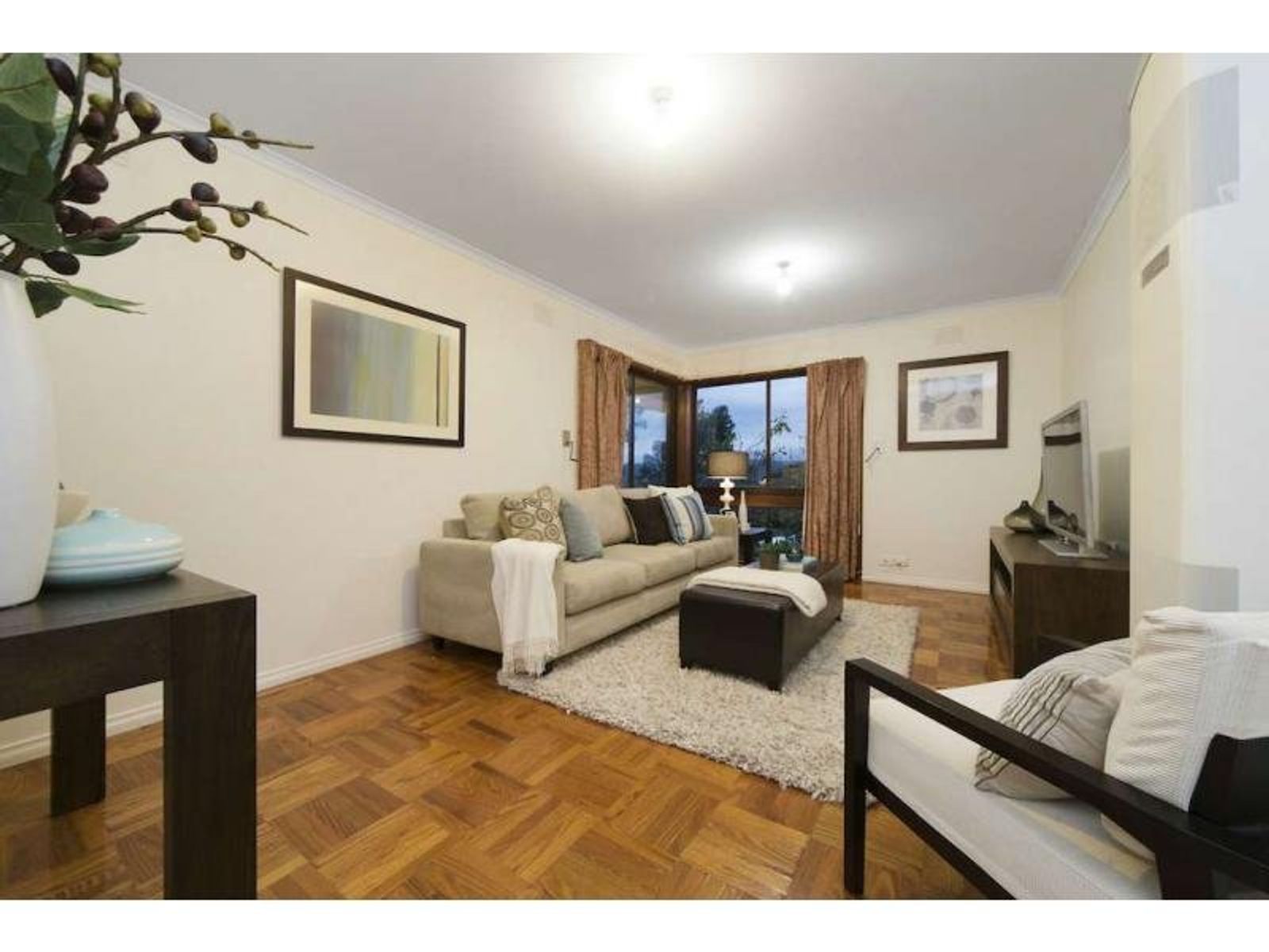 12 Monteith Crescent, Endeavour Hills, VIC 3802, Endeavour Hills - Thumbnail 3
