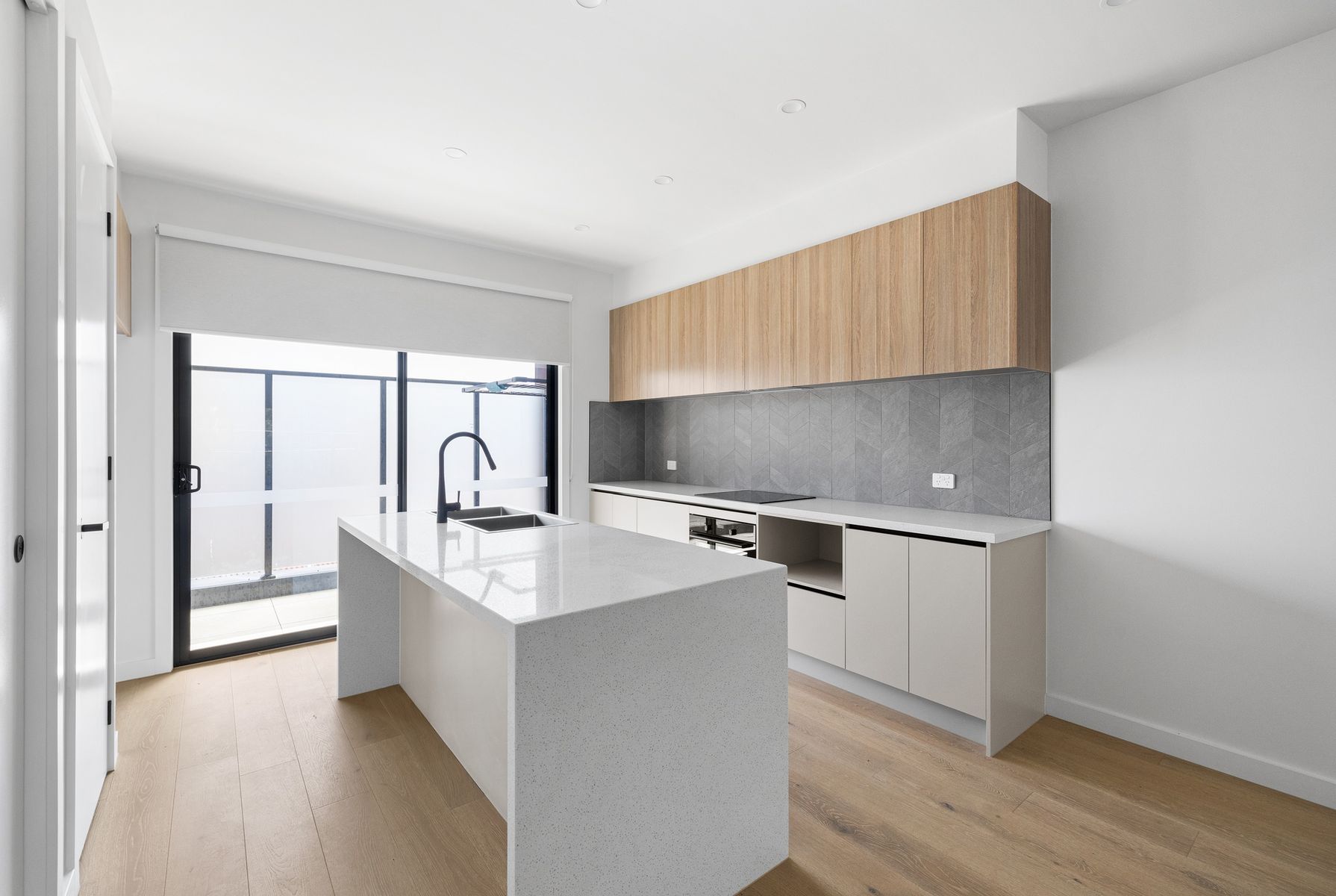 Unit 8/33 Arthur Street, Eltham VIC 3095, Eltham - Thumbnail 7