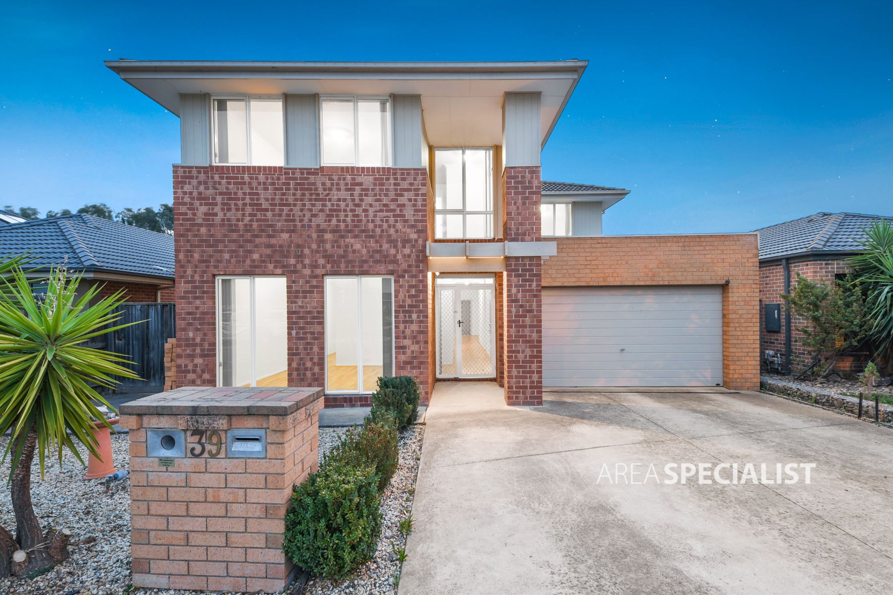 39 Bluemist Circuit, Lyndhurst, VIC 3975, Lyndhurst - Thumbnail 2