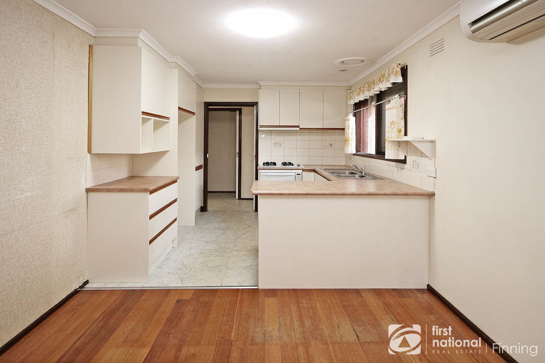 146 Clarendon Street, Cranbourne VIC 3977, Cranbourne - Thumbnail 7