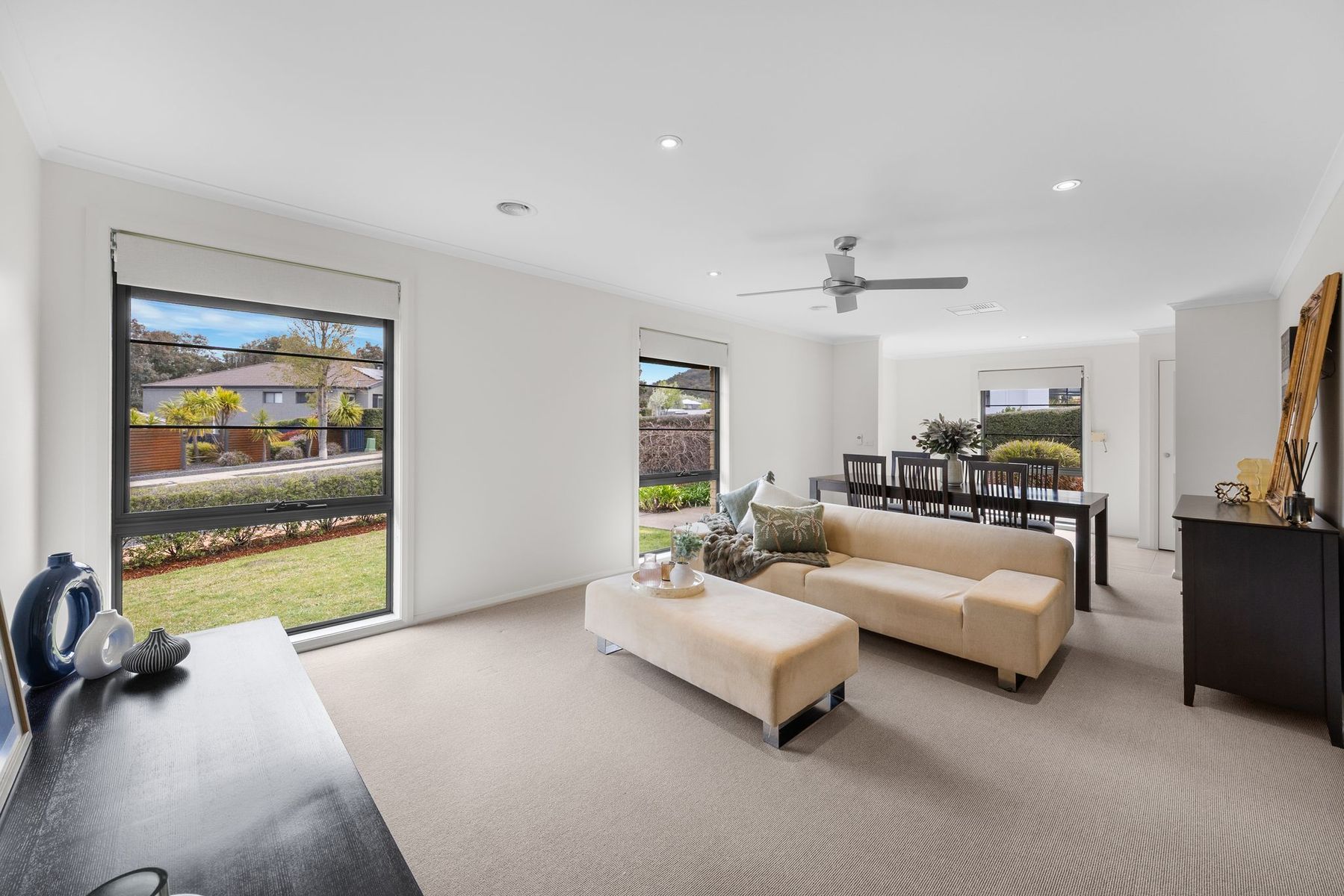 165 Halloran Drive, Jerrabomberra - Thumbnail 3