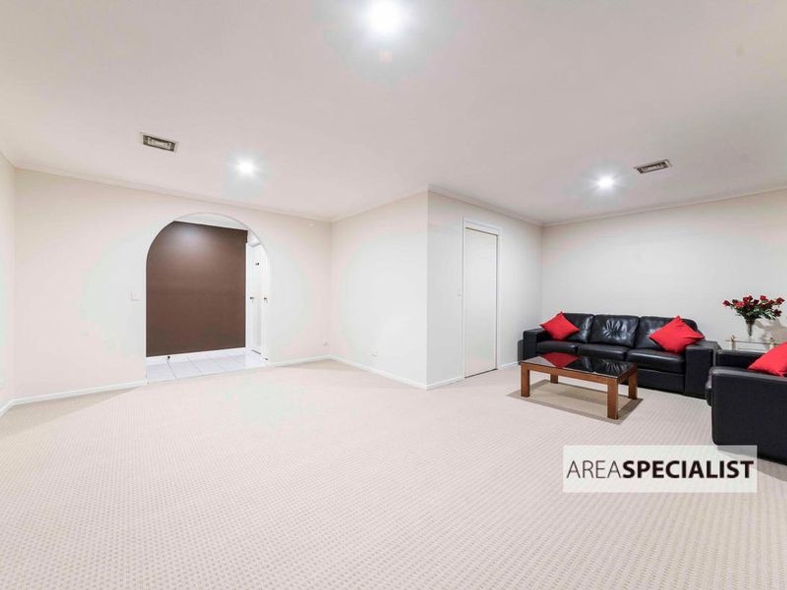 2 Cheshunt Court, Cranbourne North, VIC 3977, Cranbourne North - Thumbnail 8