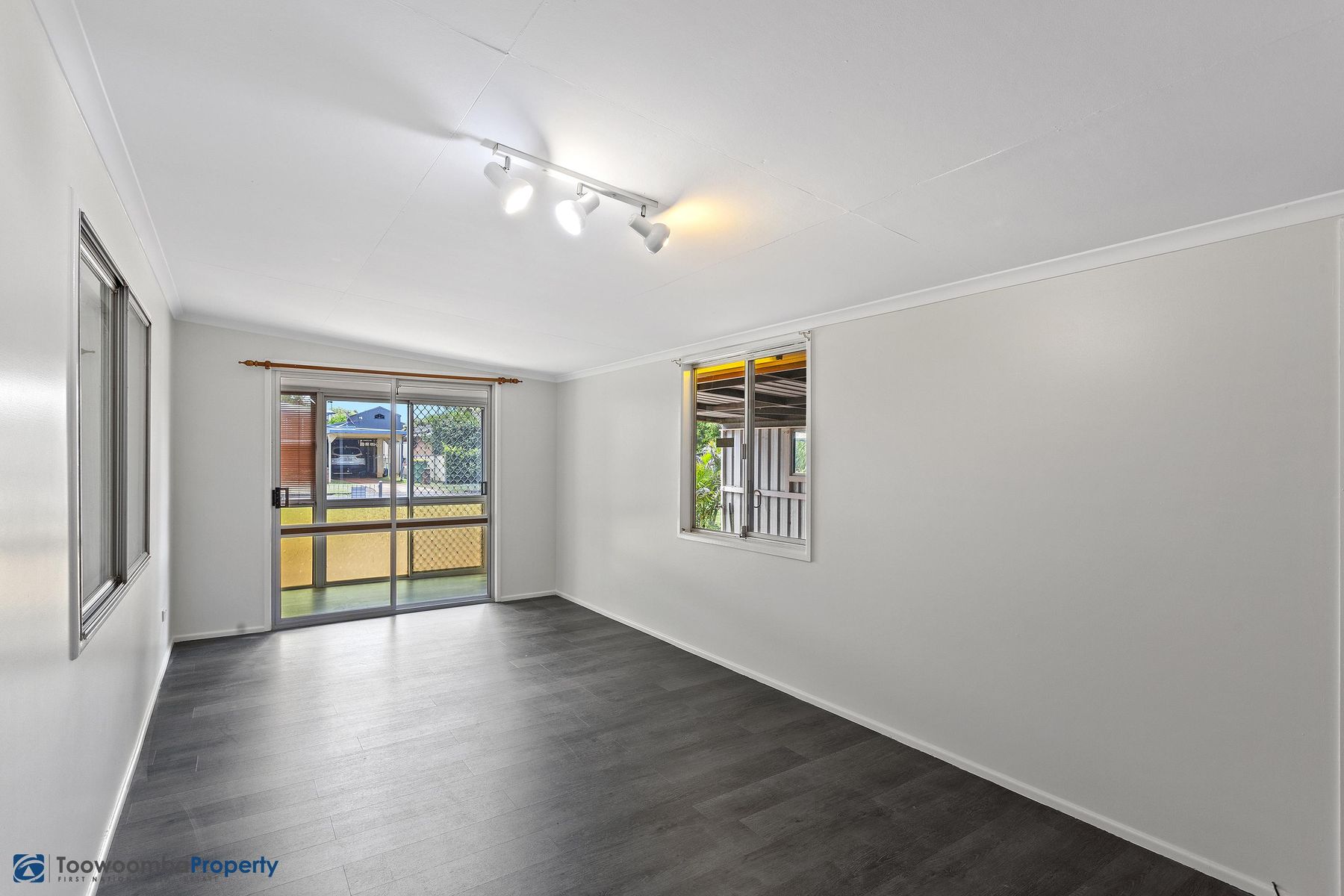 6 Eulolo Street, Wilsonton QLD 4350, Wilsonton - Thumbnail 4