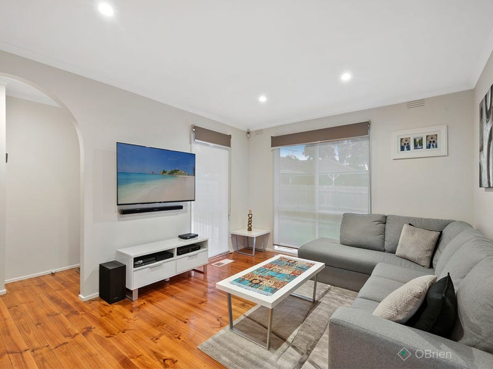 4 David Collins Drive, Endeavour Hills, VIC 3802, Endeavour Hills - Thumbnail 2