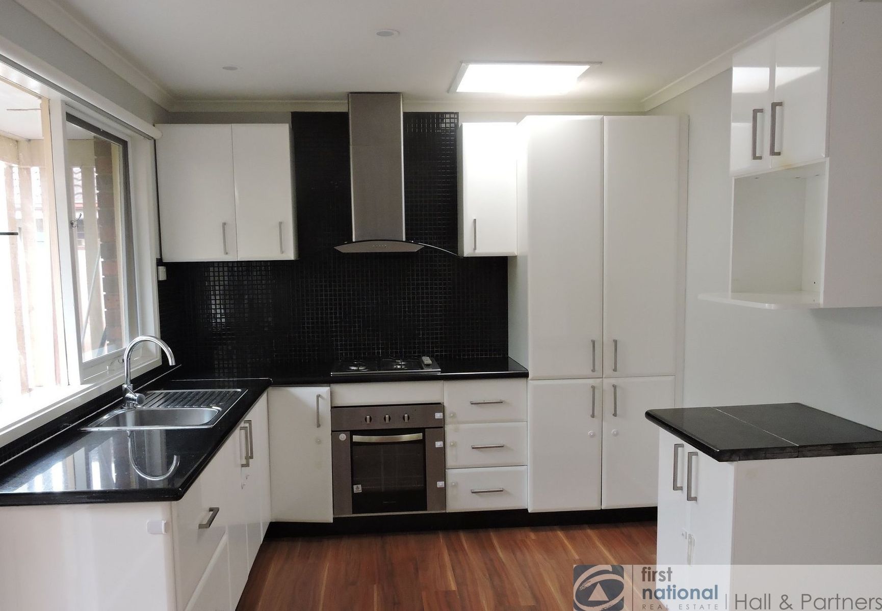 119 Gipps Crescent, Cranbourne VIC 3977, Cranbourne - Thumbnail 3