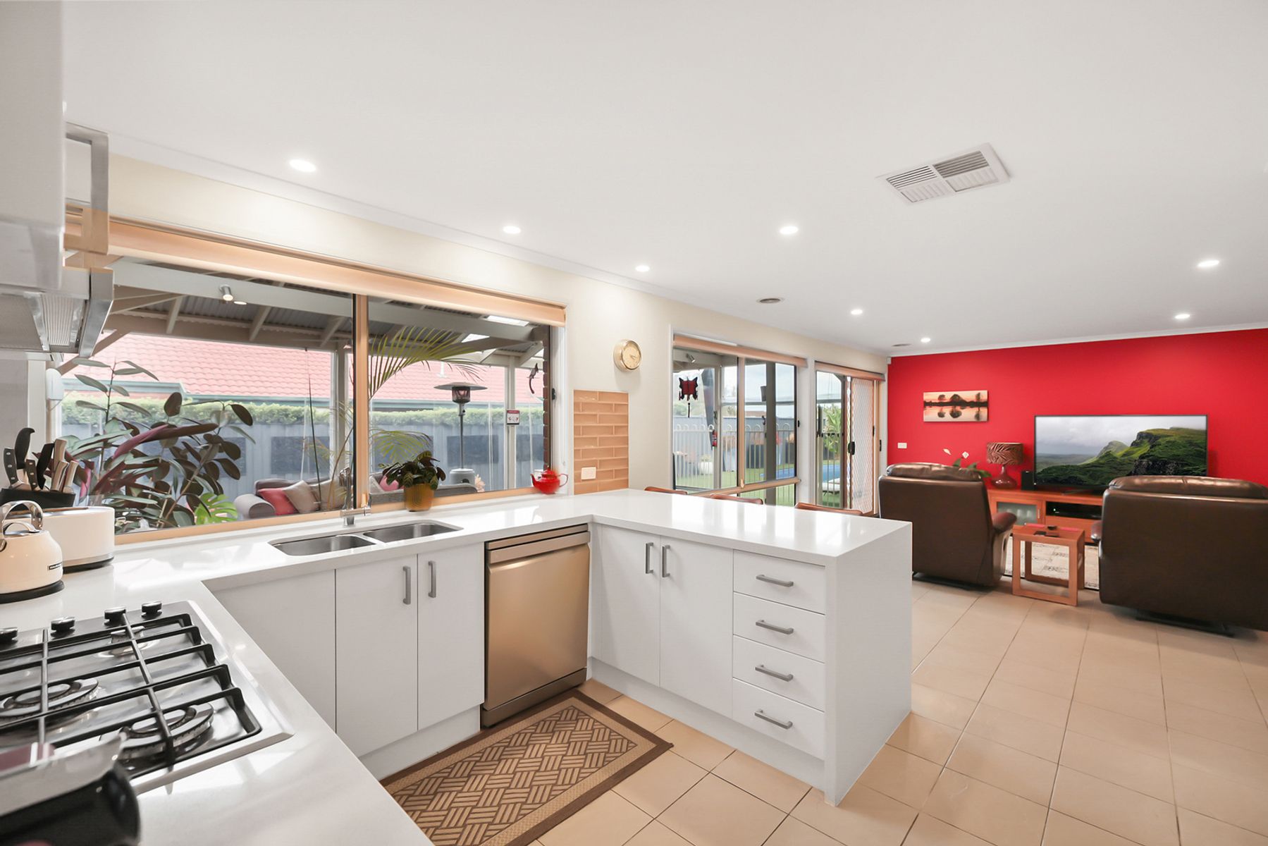 8 Hartley Court, Bacchus Marsh VIC 3340, Bacchus Marsh - Thumbnail 2