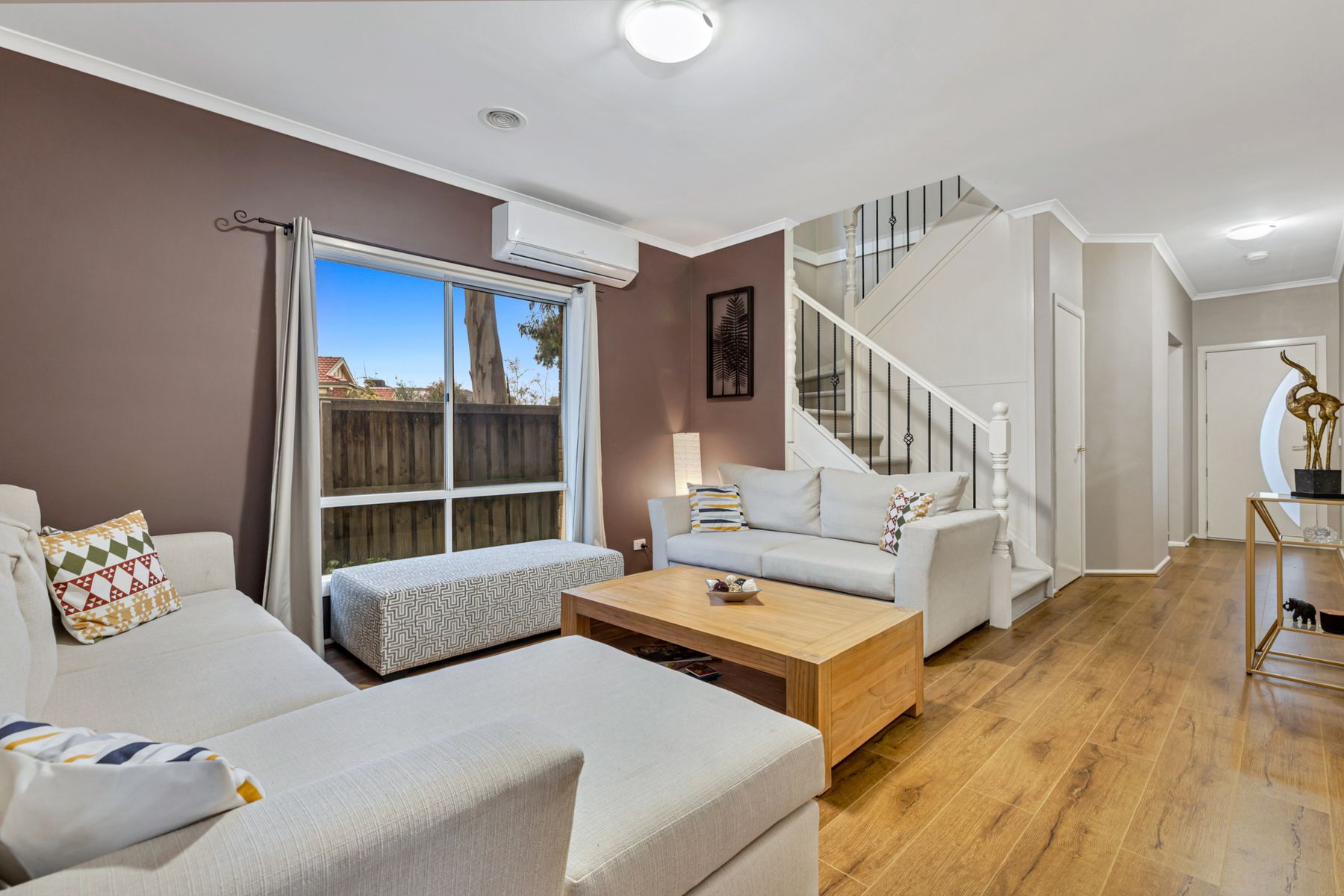6 Elgin Mews, Cranbourne, VIC 3977, Cranbourne - Thumbnail 2