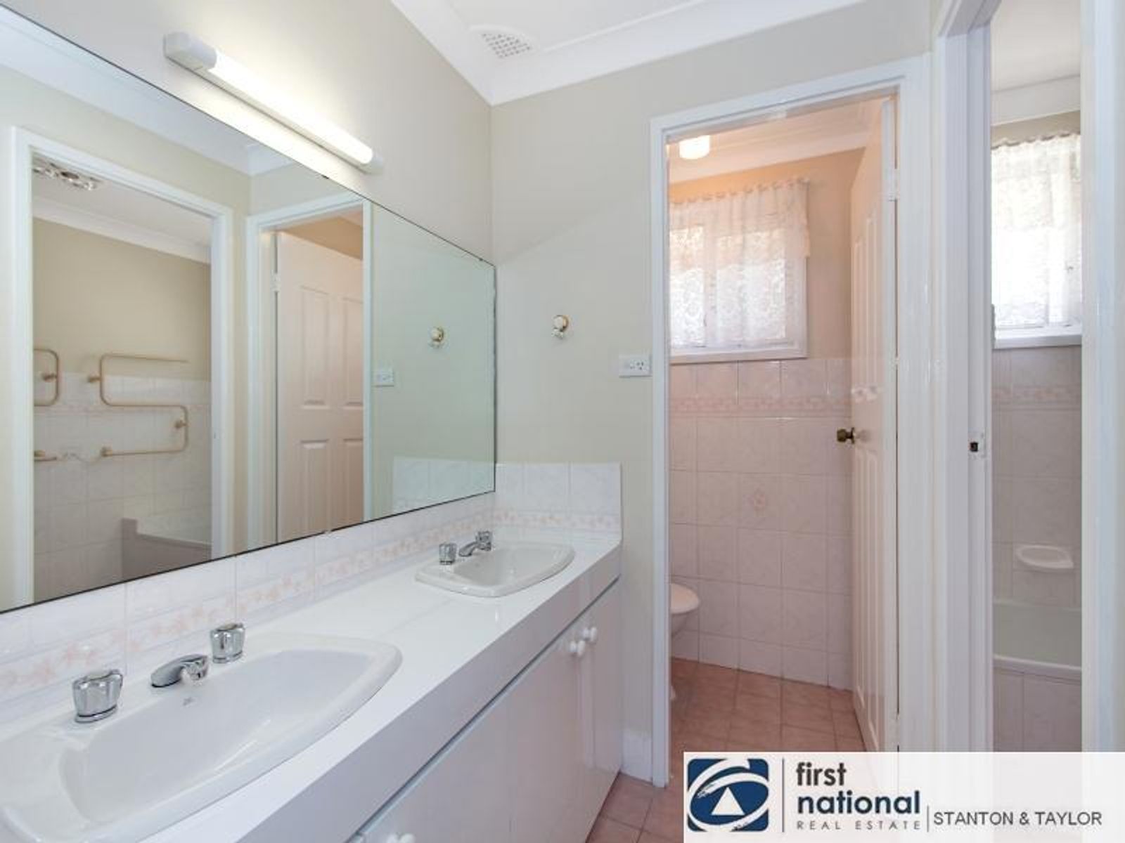 137 Greenbank Drive, Werrington Downs - Thumbnail 6