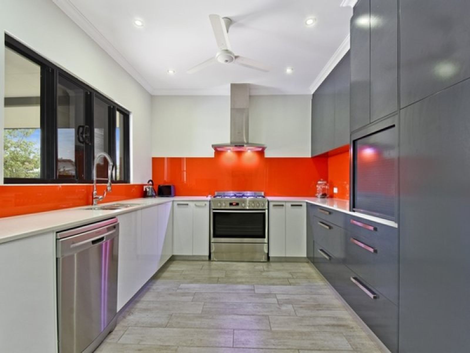 10 Stephanie Street, Bellamack NT 0832, Bellamack - Thumbnail 4